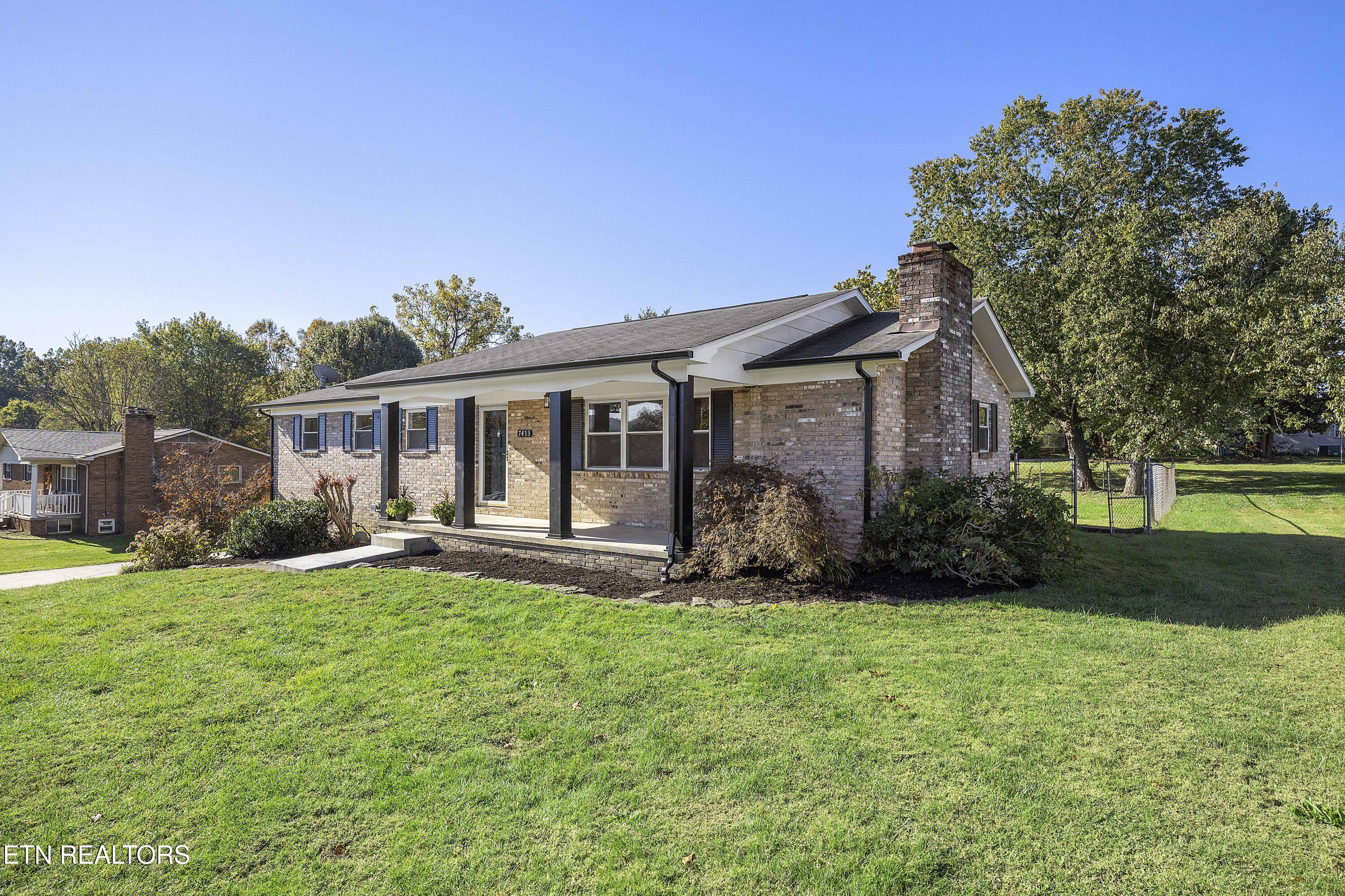 7433 Palmyra Drive Knoxville TN 37918