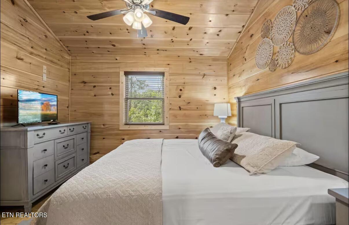 3204 Choctaw Hill Way Pigeon Forge TN 37863