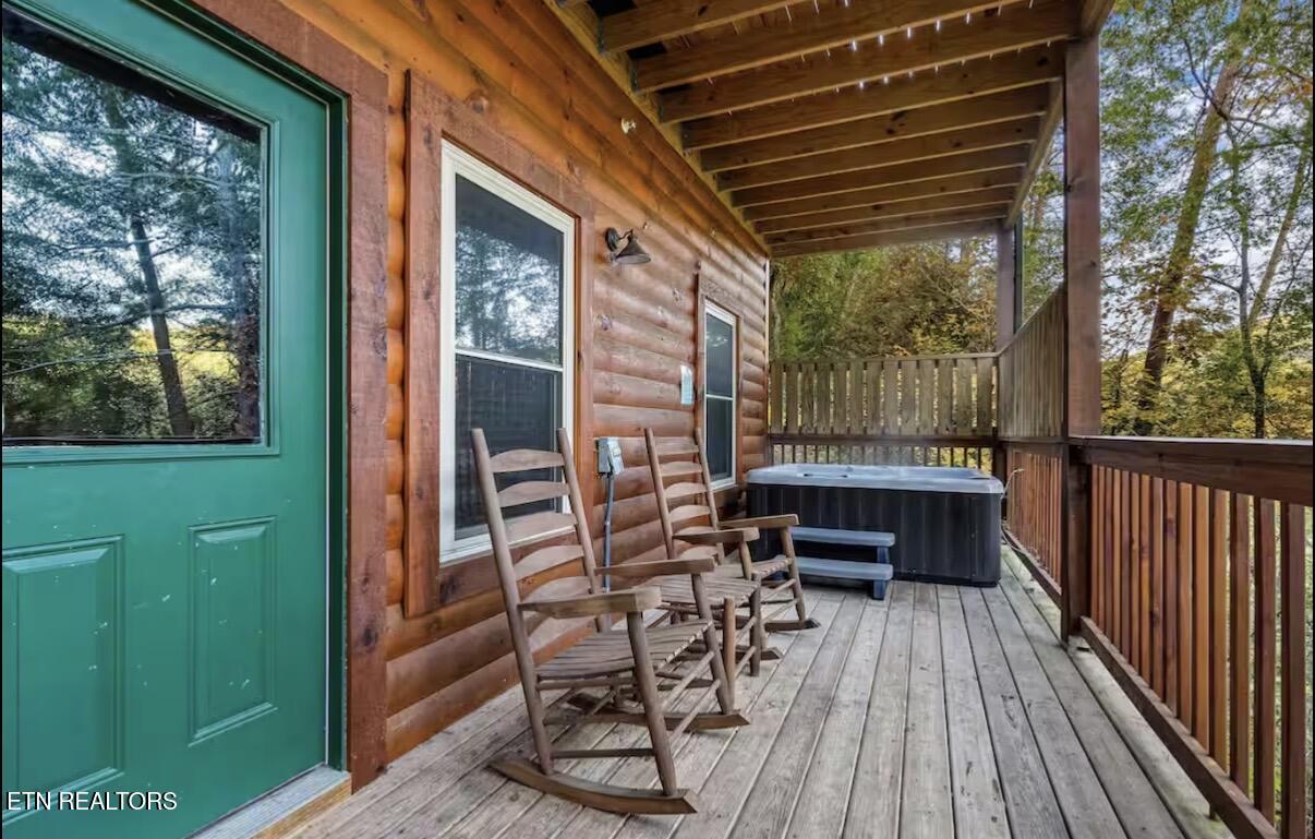 3204 Choctaw Hill Way Pigeon Forge TN 37863