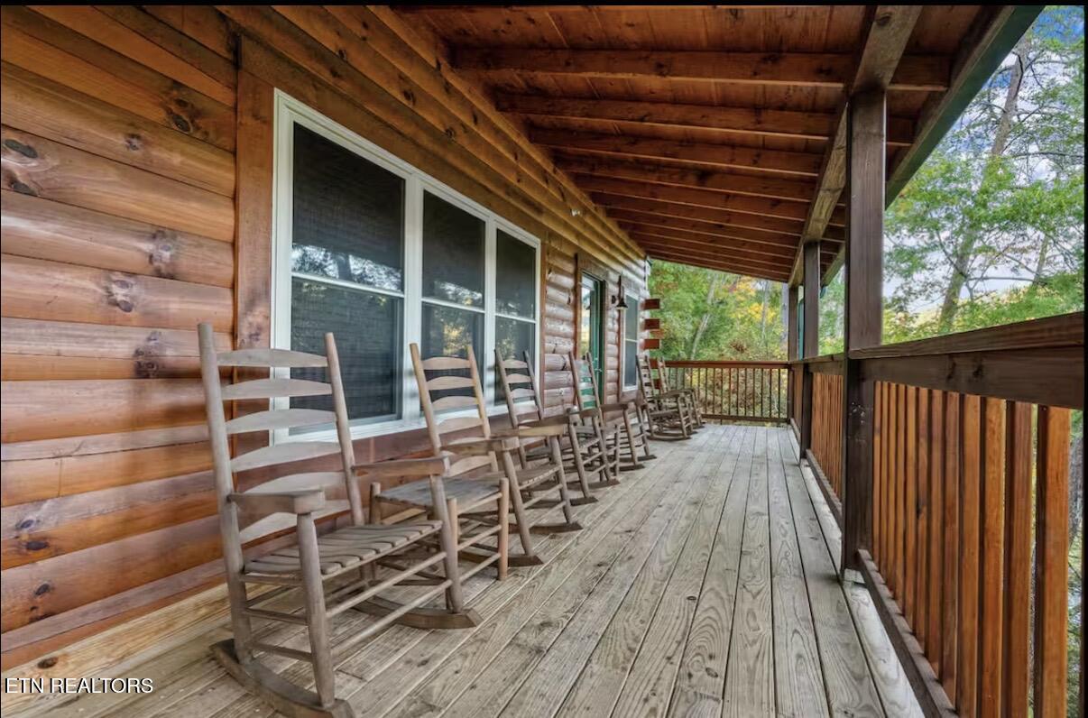 3204 Choctaw Hill Way Pigeon Forge TN 37863