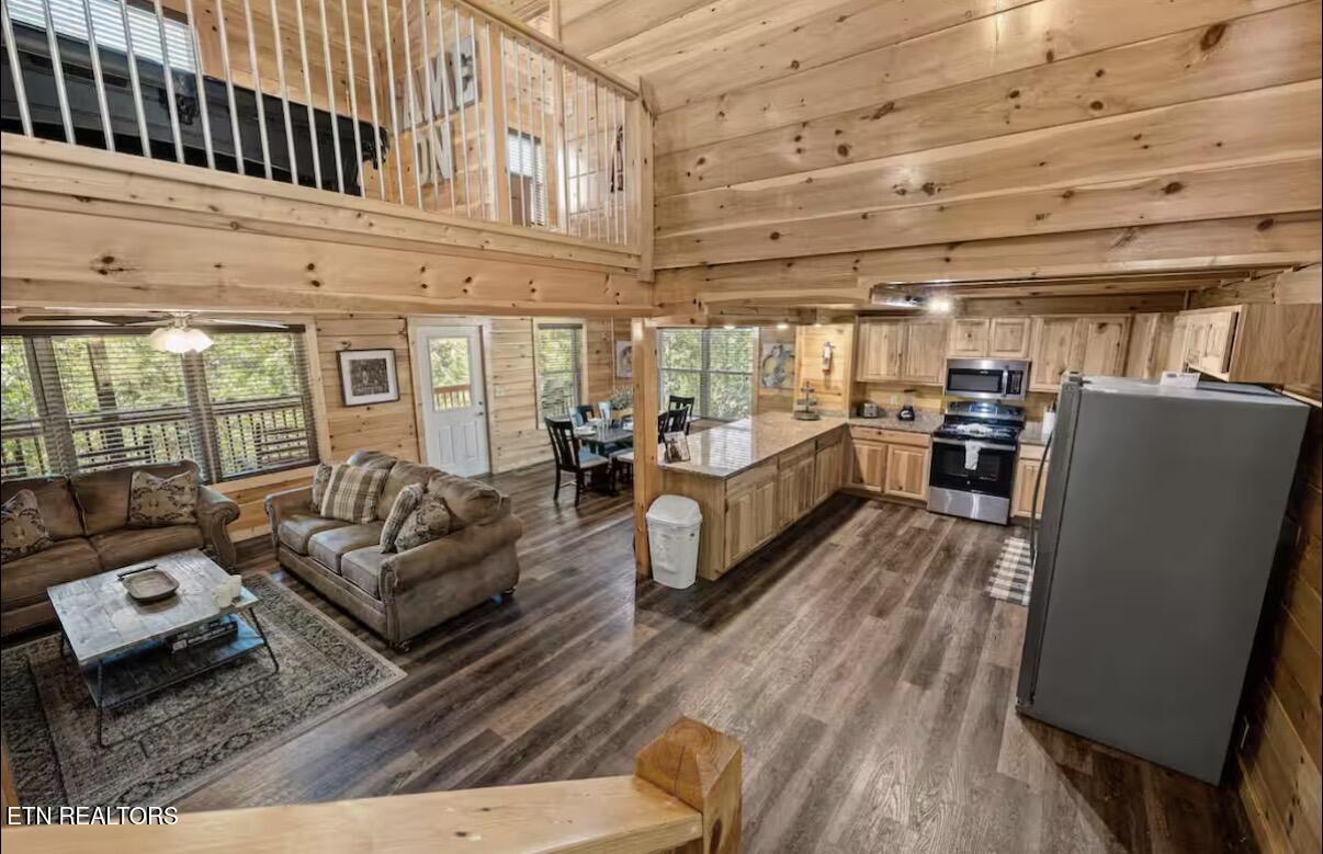 3204 Choctaw Hill Way Pigeon Forge TN 37863