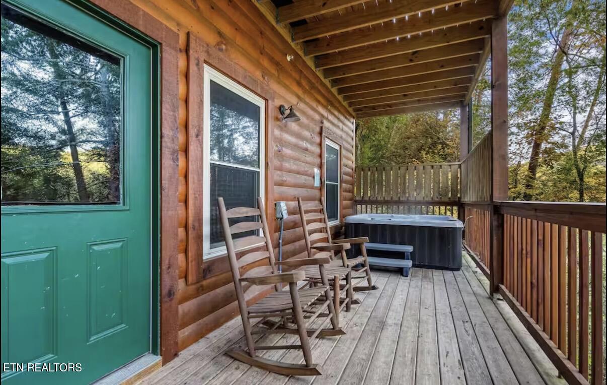 3204 Choctaw Hill Way Pigeon Forge TN 37863