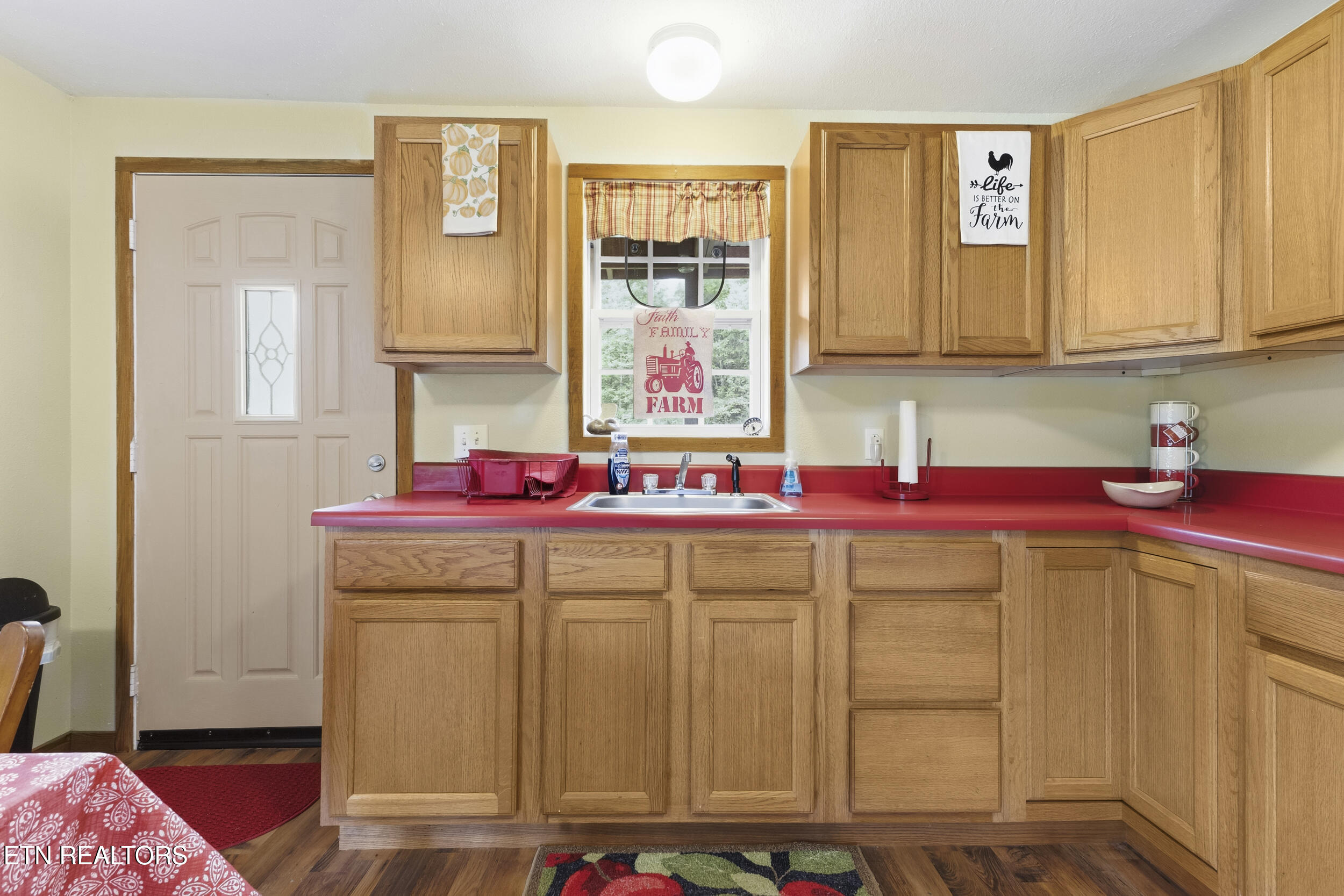 3609 Cave Springs Road Tazewell TN 37879