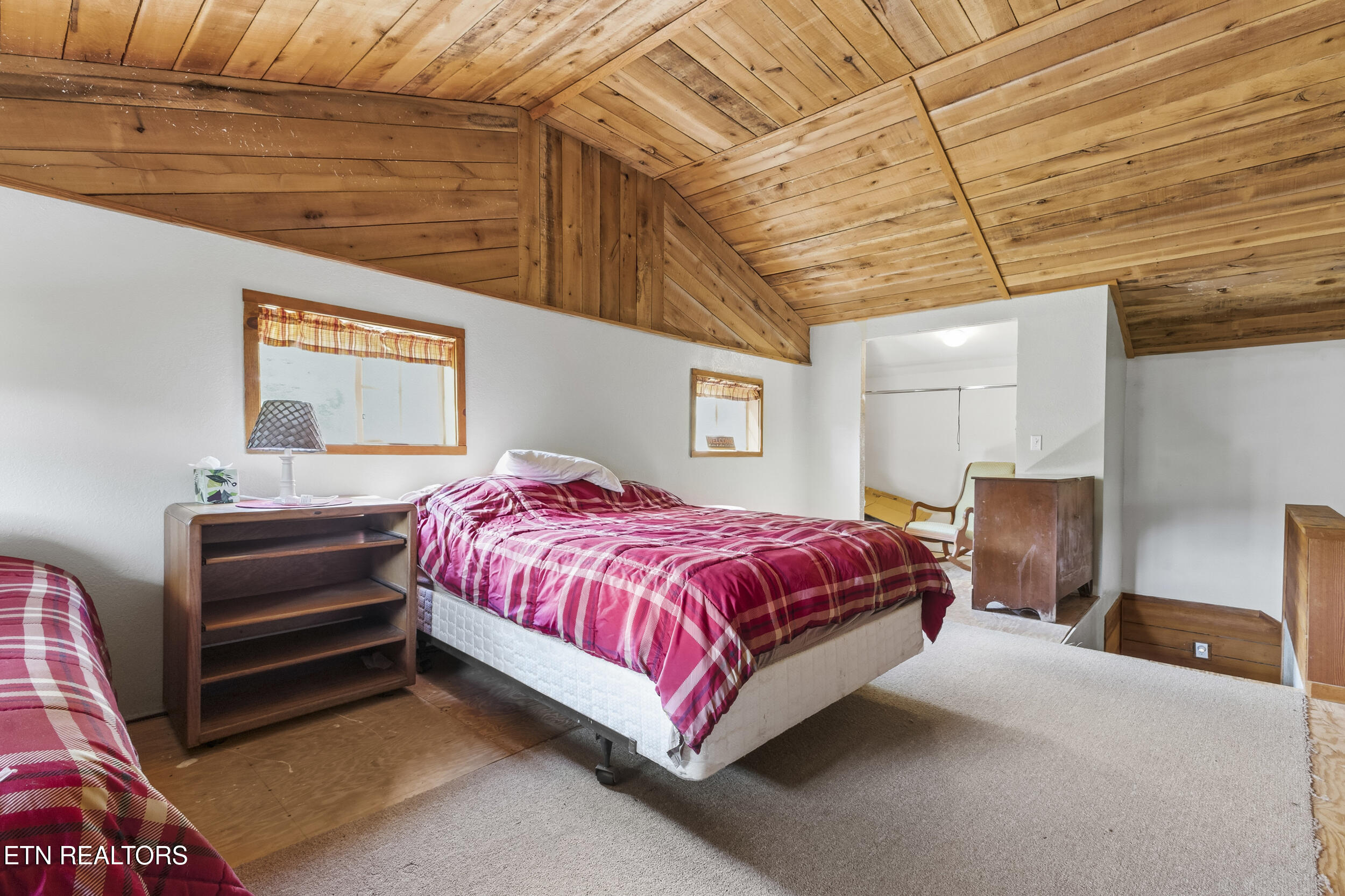 3609 Cave Springs Road Tazewell TN 37879