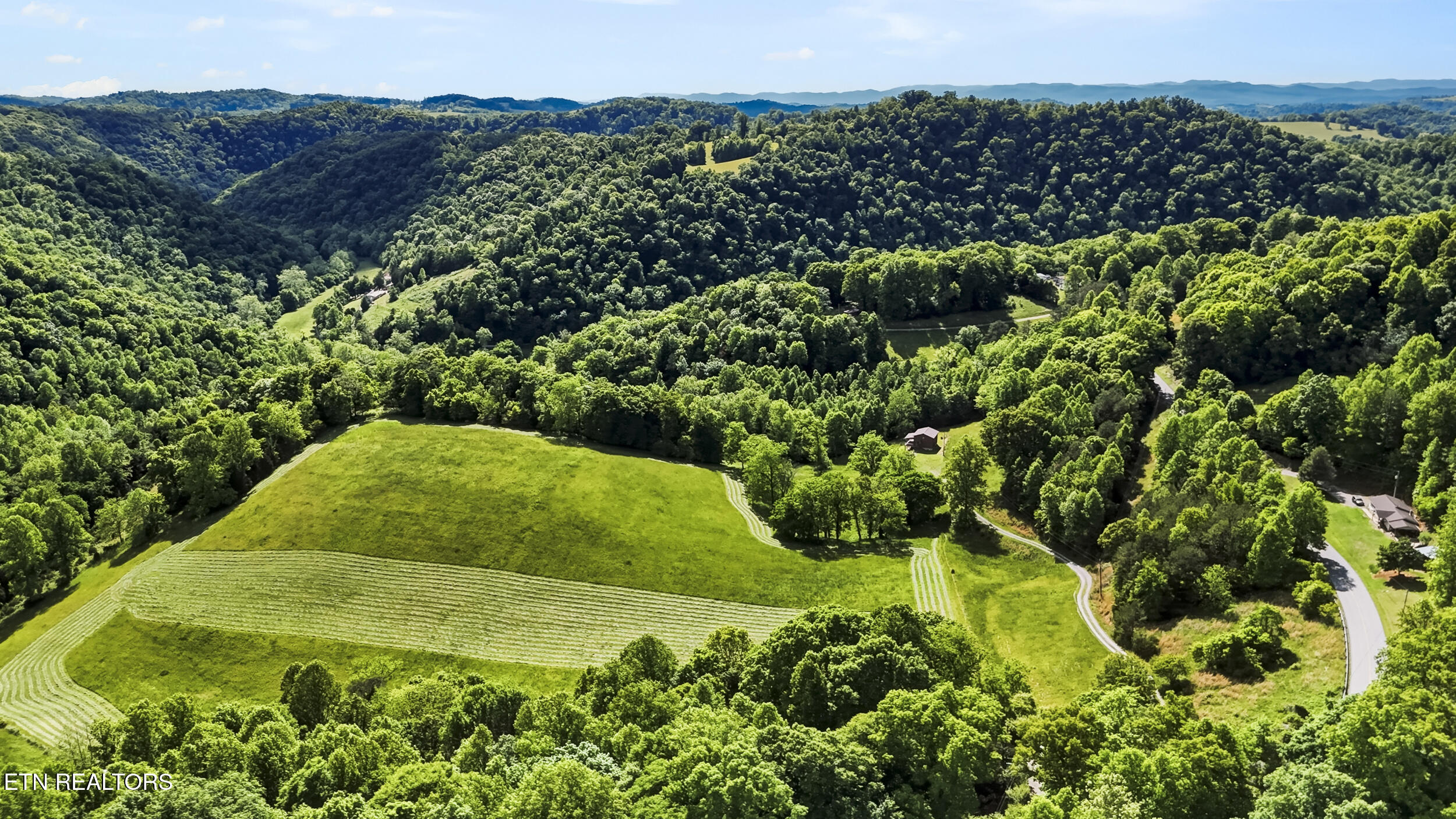 3609 Cave Springs Road Tazewell TN 37879