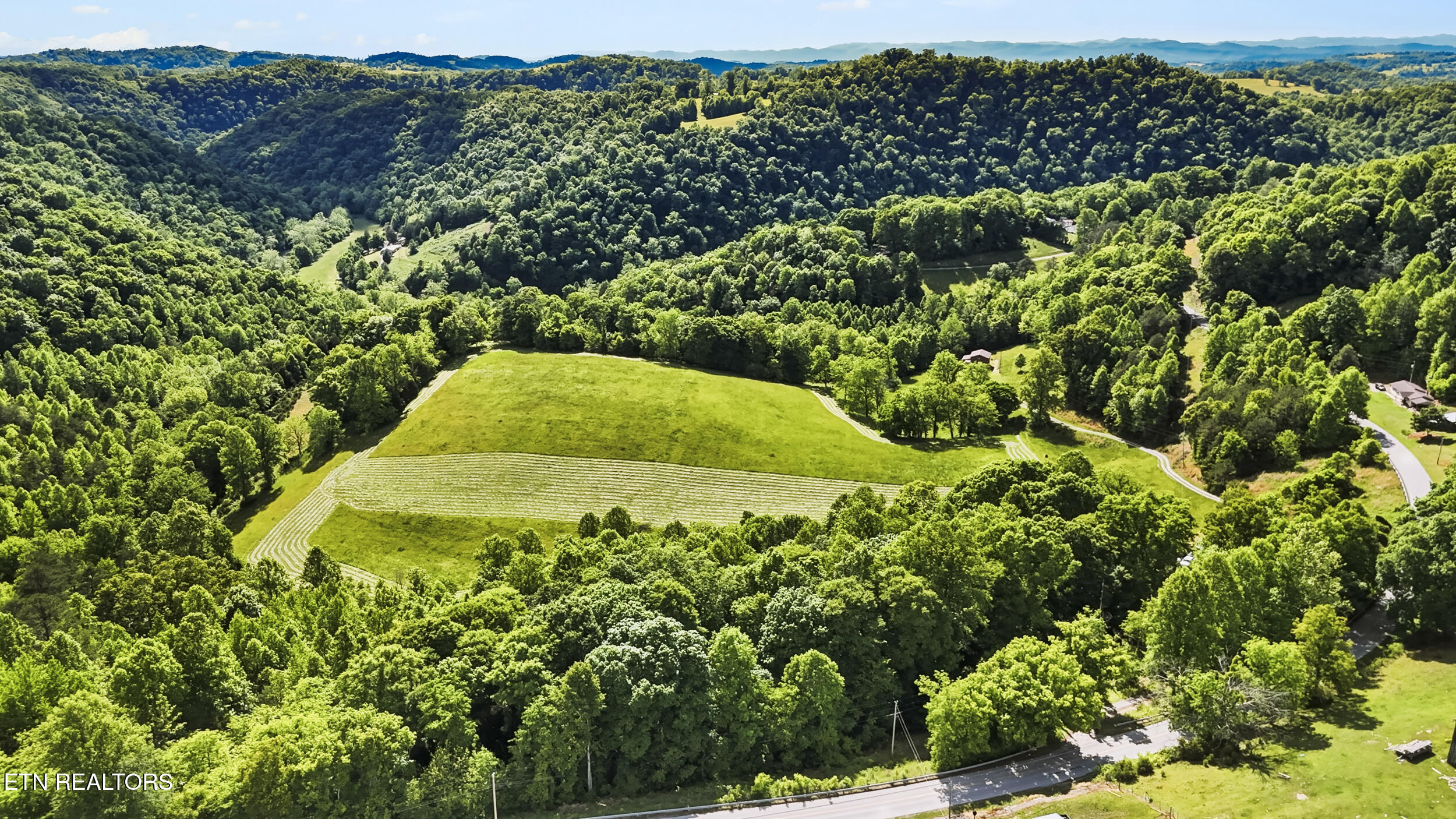 3609 Cave Springs Road Tazewell TN 37879