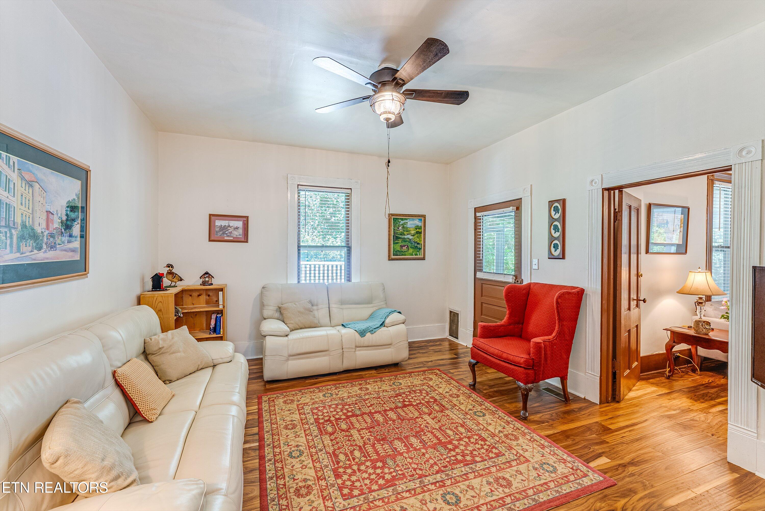 517 Margrave Drive Harriman TN 37748