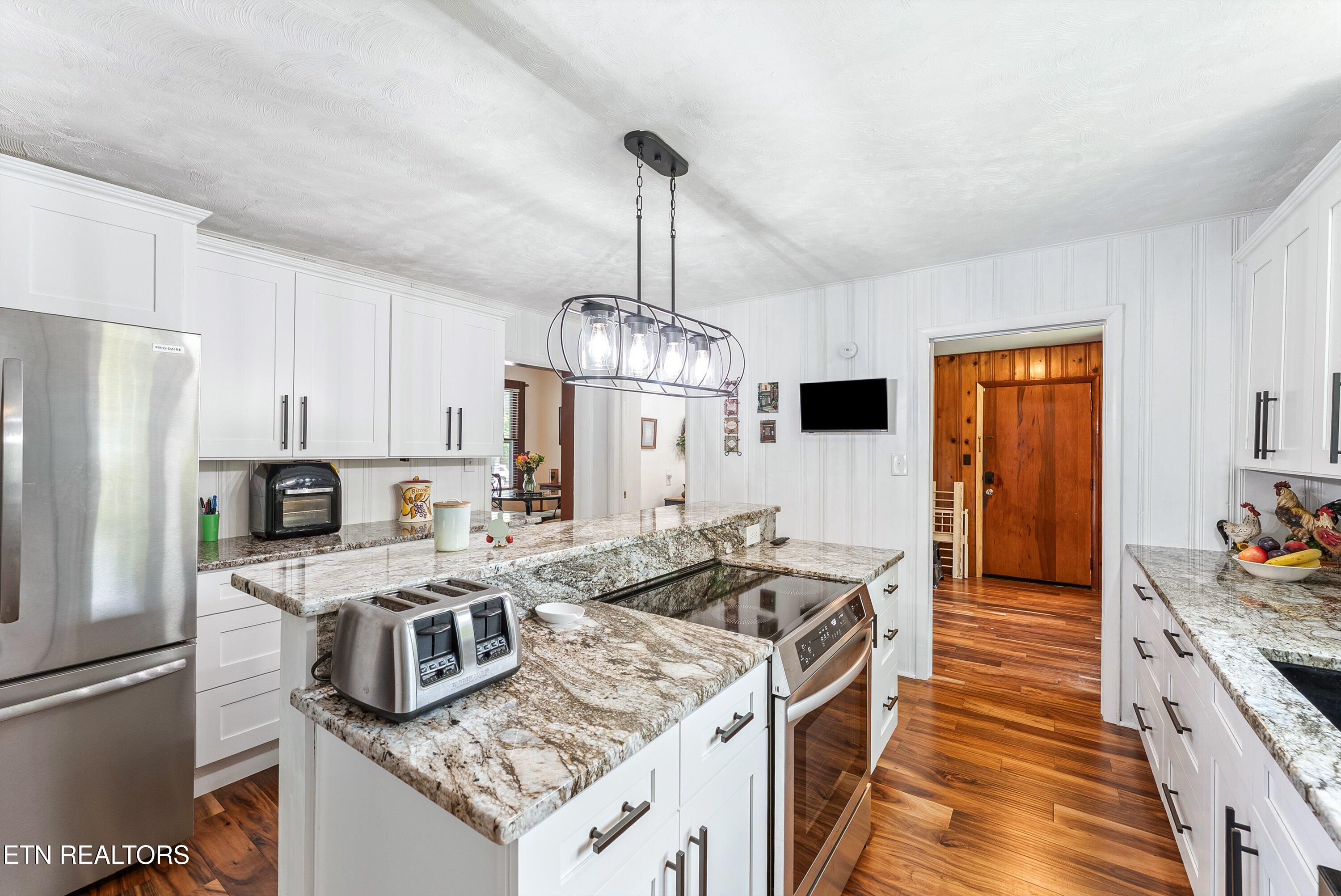 517 Margrave Drive Harriman TN 37748