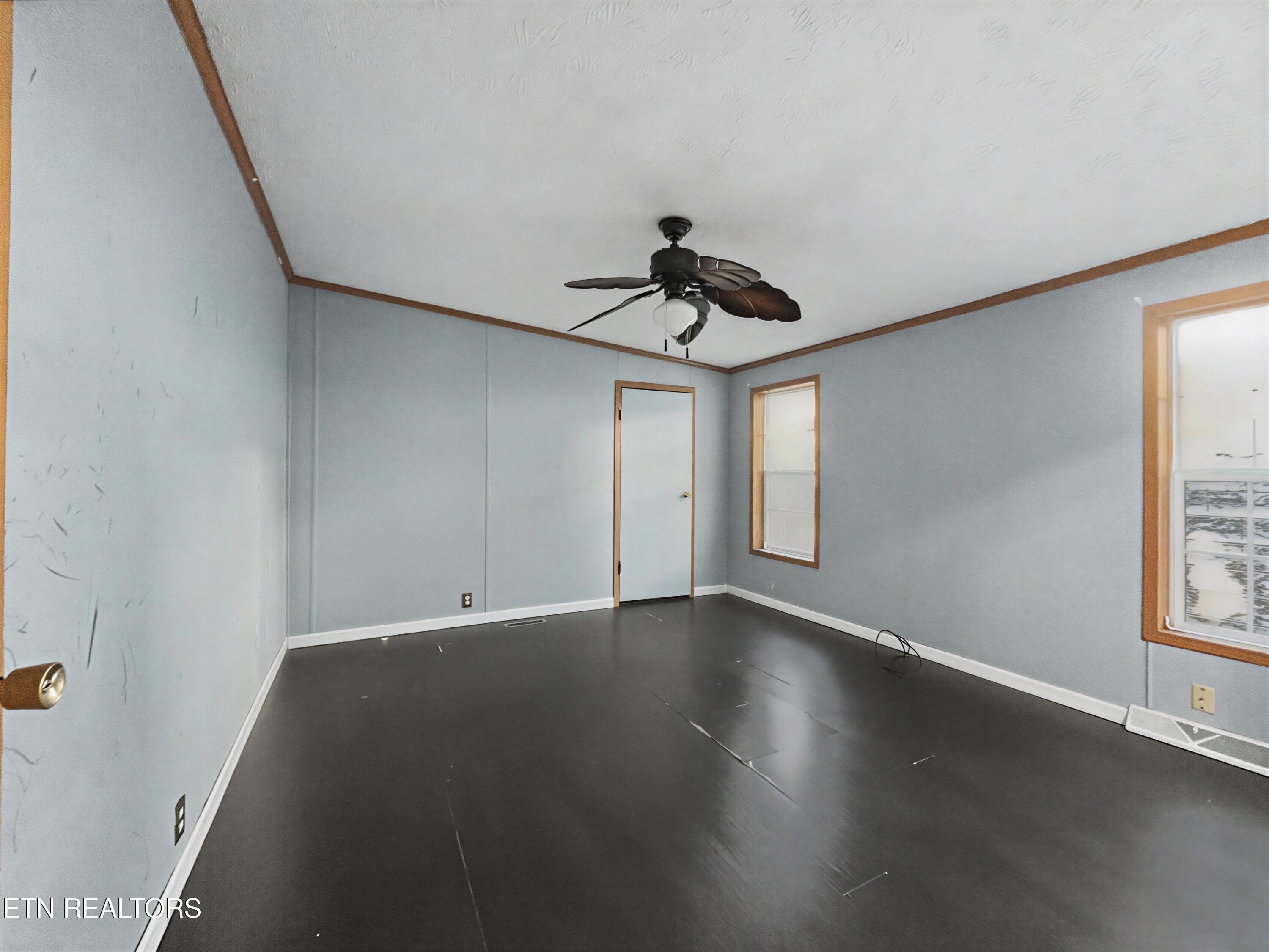 501 Park Avenue Clinton TN 37716