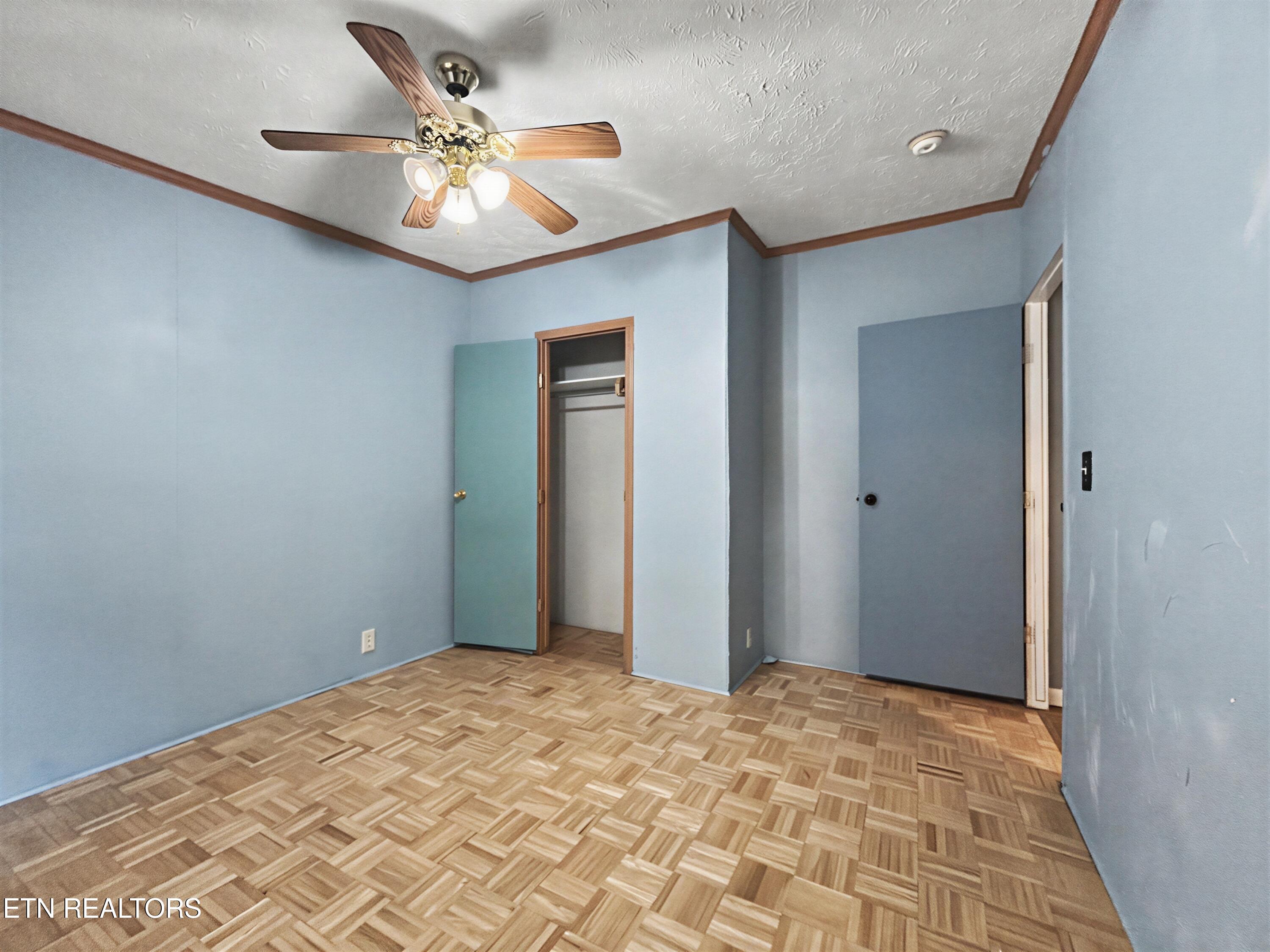 501 Park Avenue Clinton TN 37716