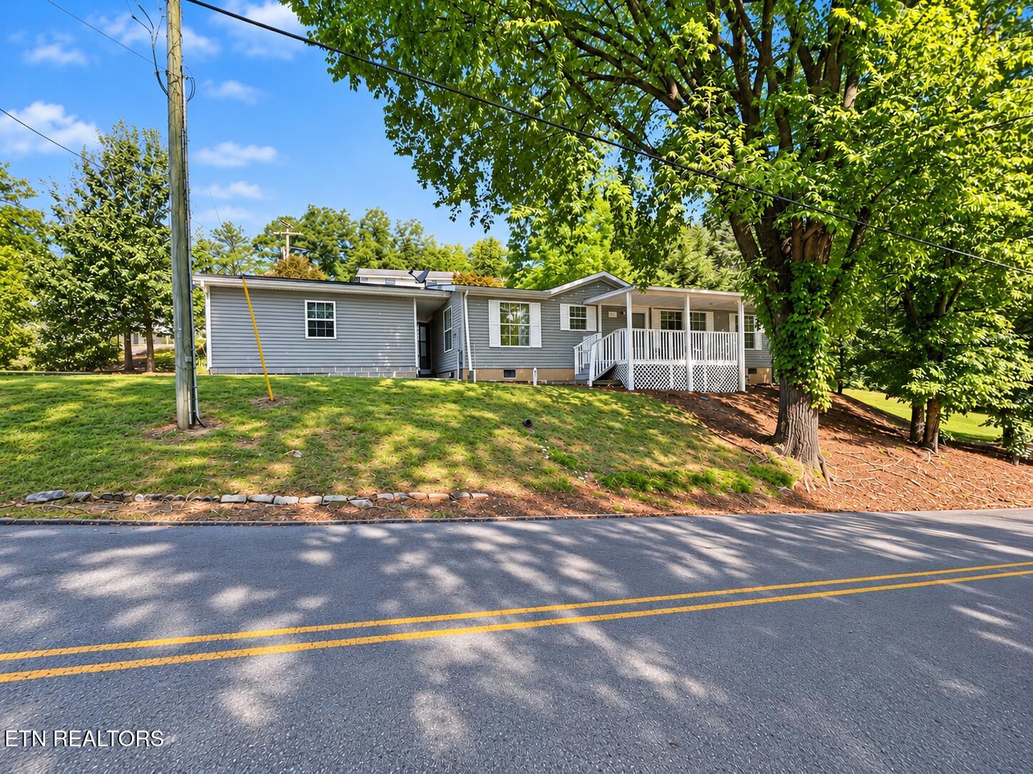 501 Park Avenue Clinton TN 37716