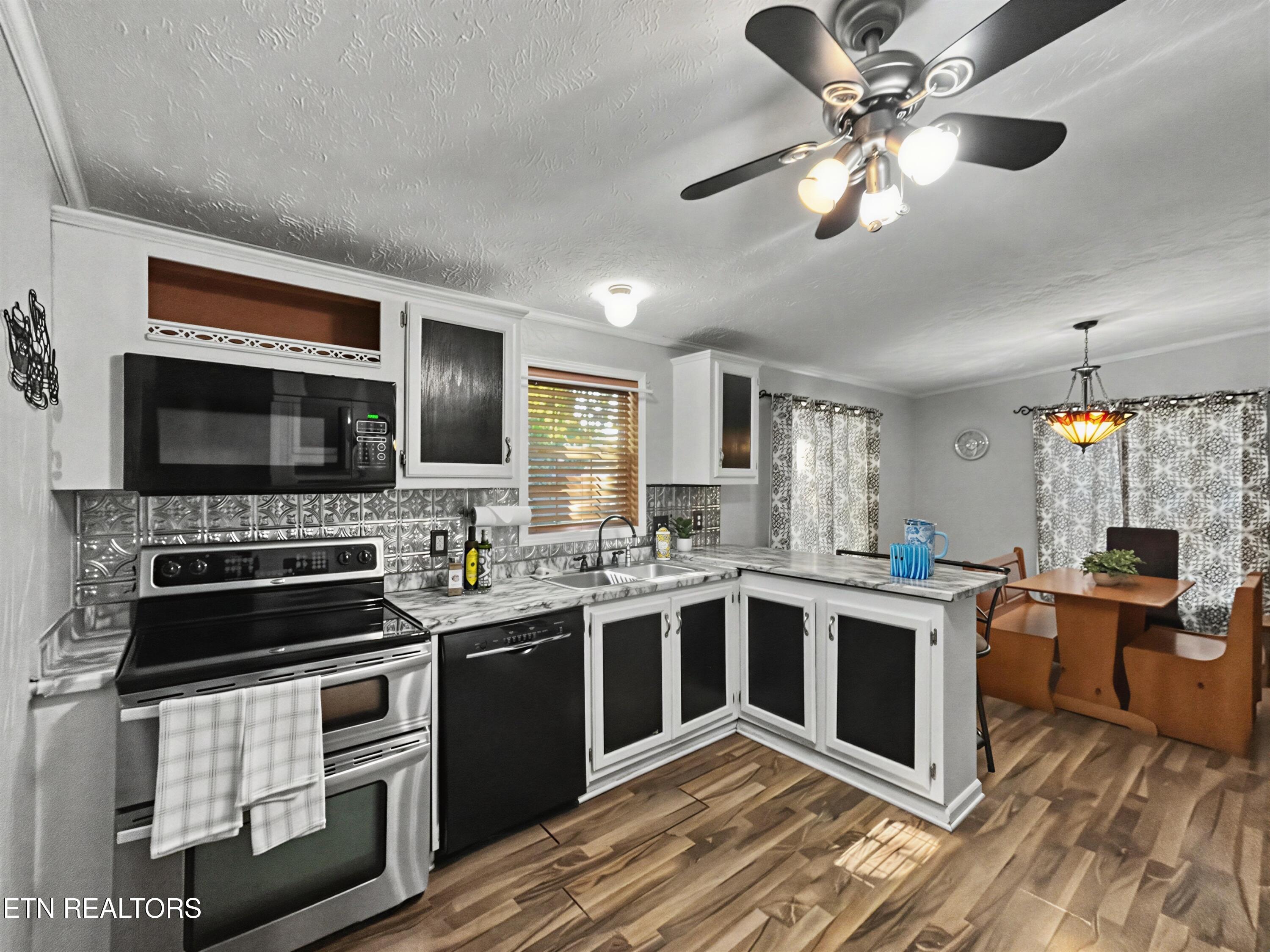 501 Park Avenue Clinton TN 37716