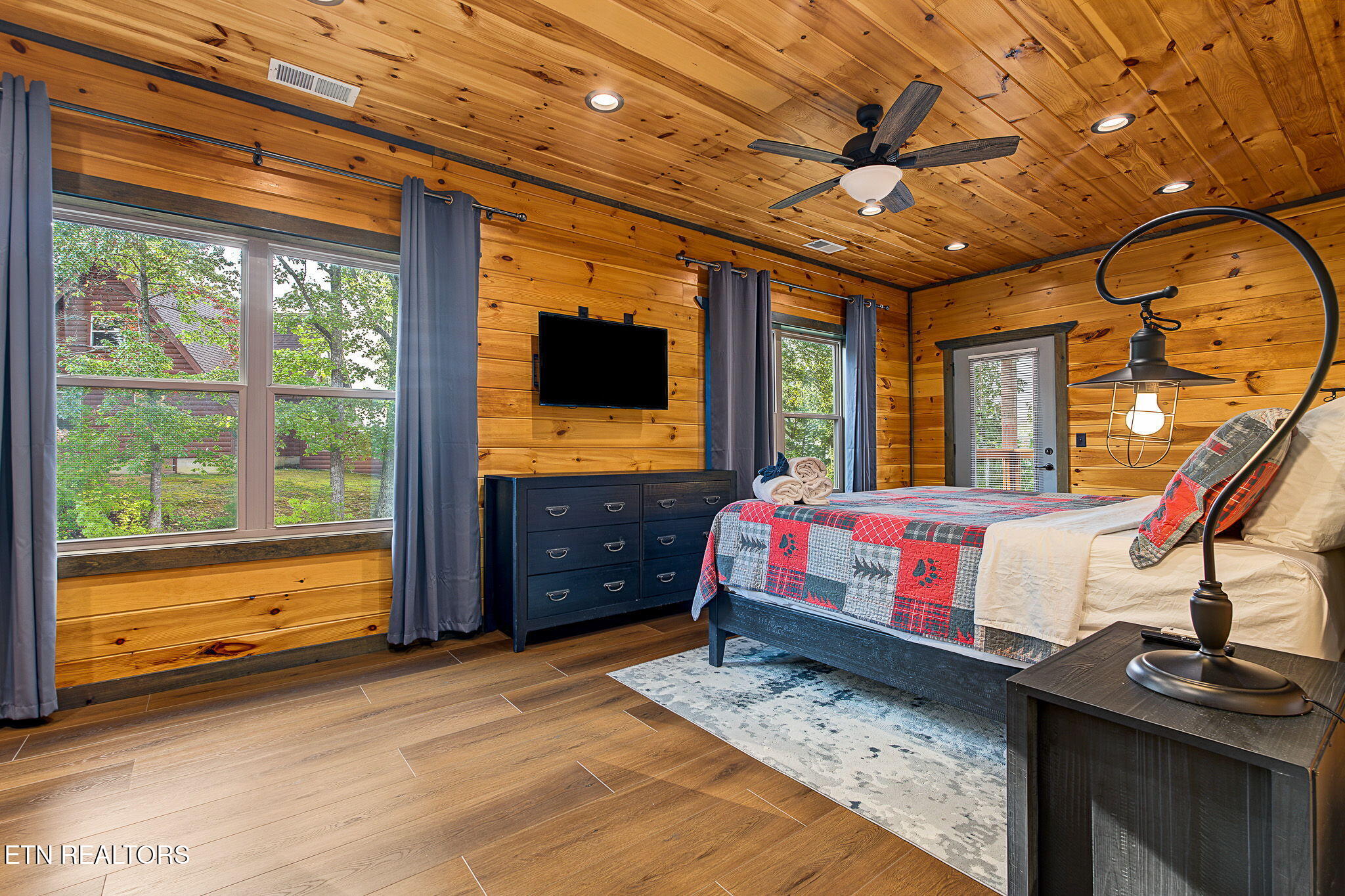 1868 Blue Tick Way Sevierville TN 37876