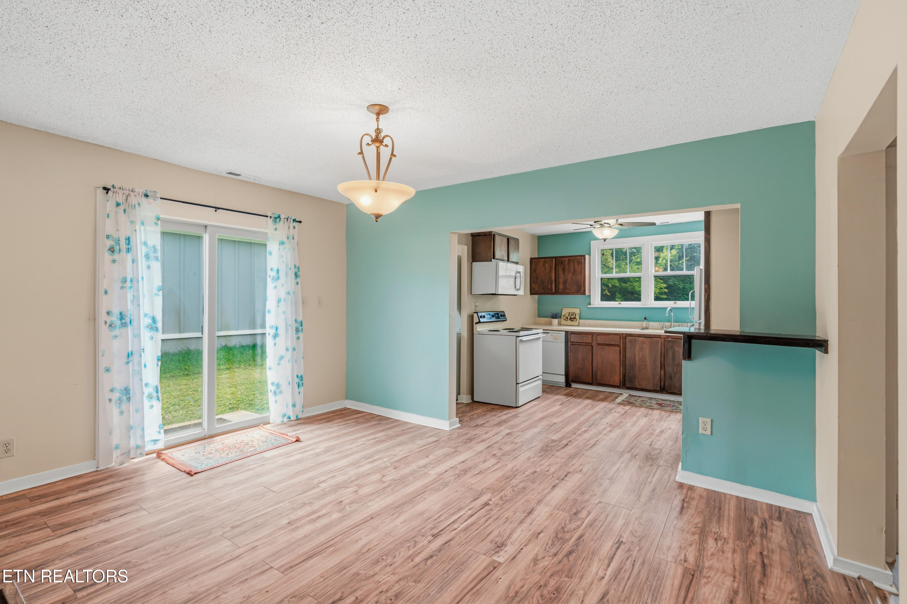 1802 Woodbine Avenue Knoxville TN 37917