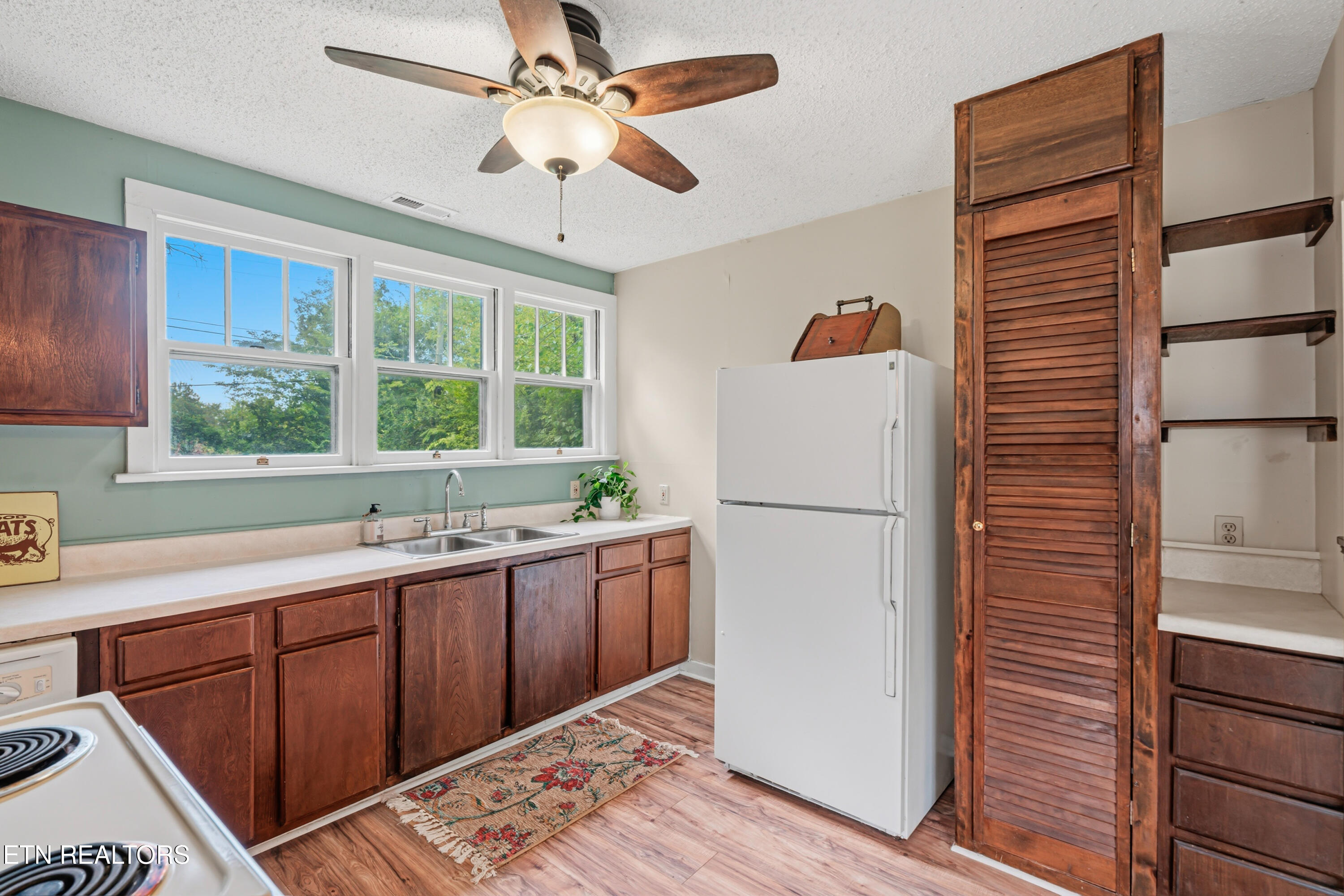 1802 Woodbine Avenue Knoxville TN 37917