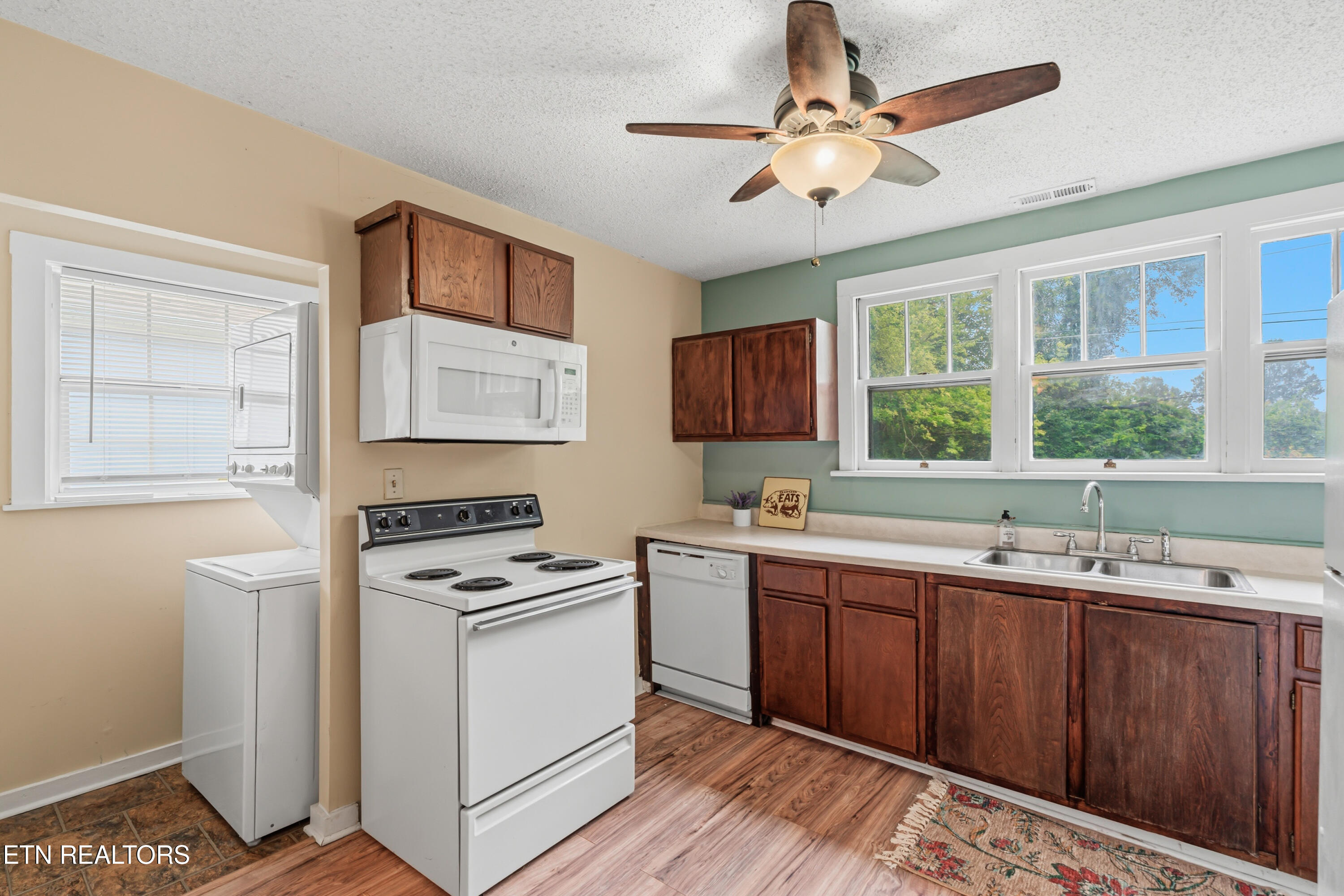 1802 Woodbine Avenue Knoxville TN 37917