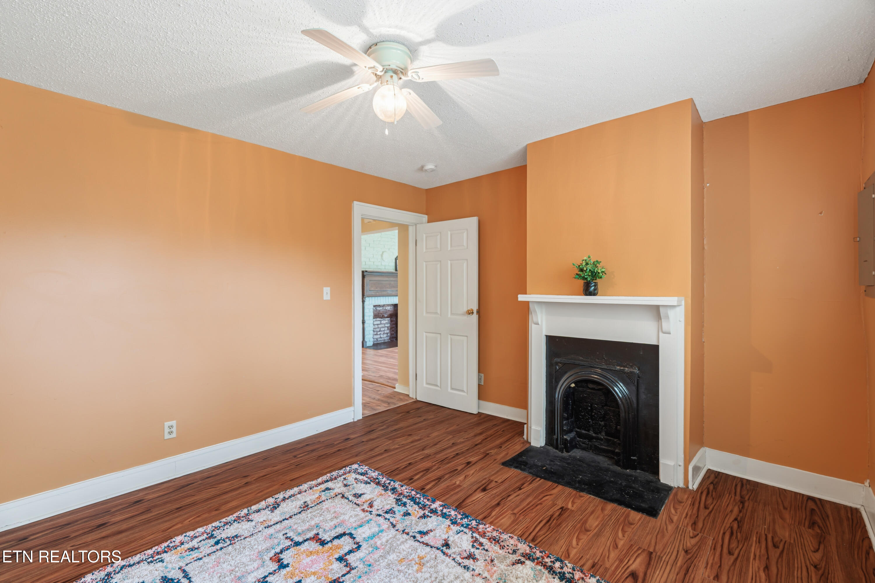 1802 Woodbine Avenue Knoxville TN 37917