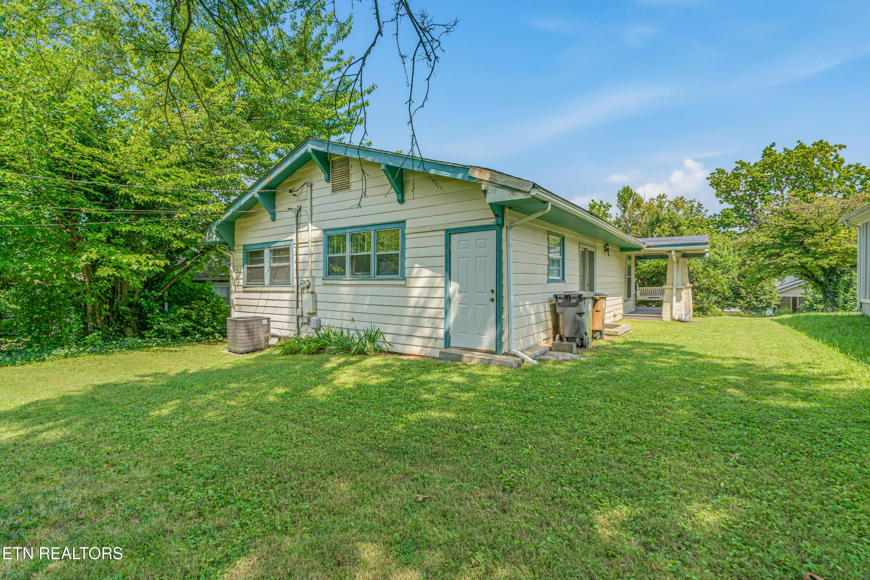 1802 Woodbine Avenue Knoxville TN 37917