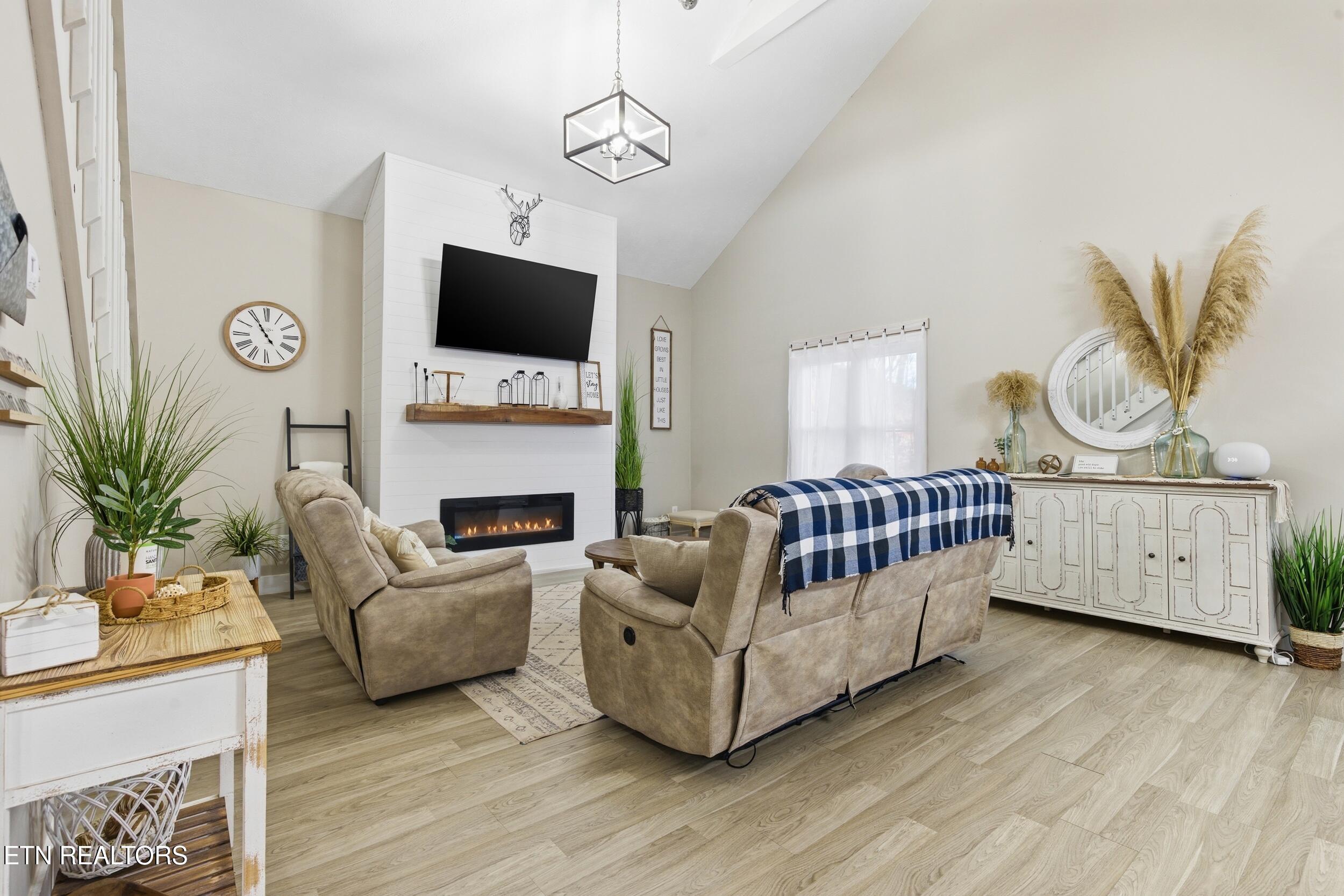 3401 Mountain Overlook Way Sevierville TN 37876