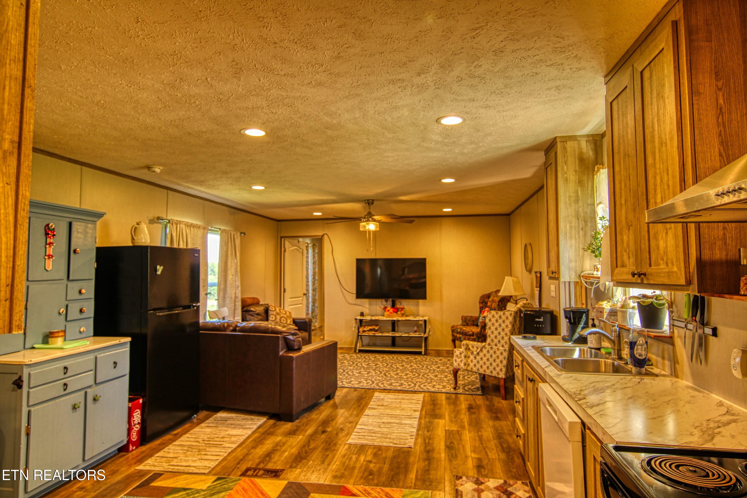 831 Fritzsche Lp Jamestown TN 38556