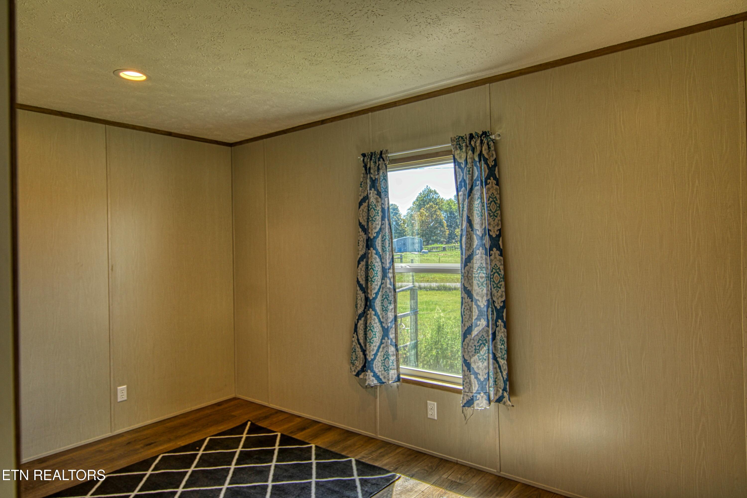 831 Fritzsche Lp Jamestown TN 38556