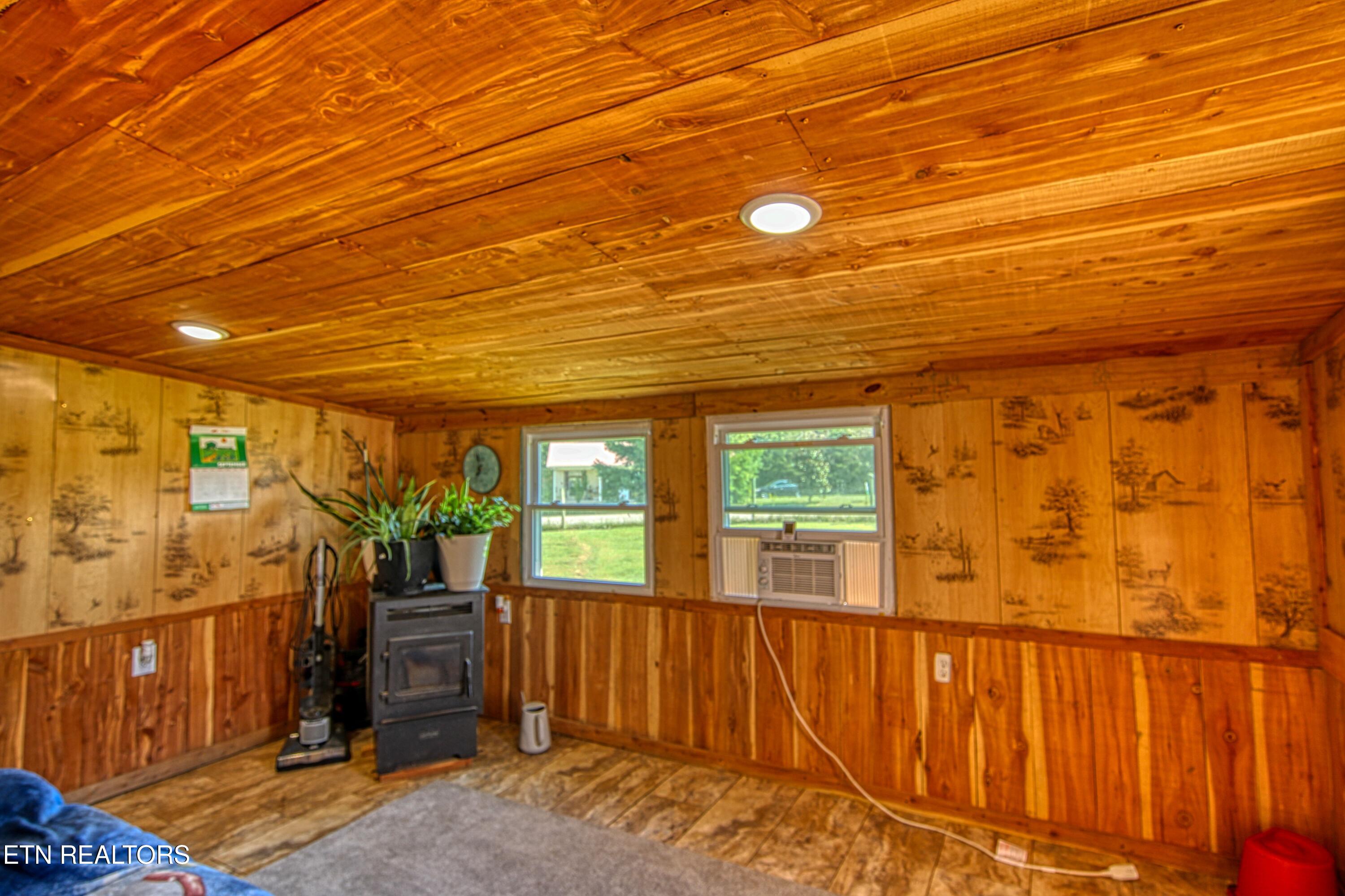 831 Fritzsche Lp Jamestown TN 38556