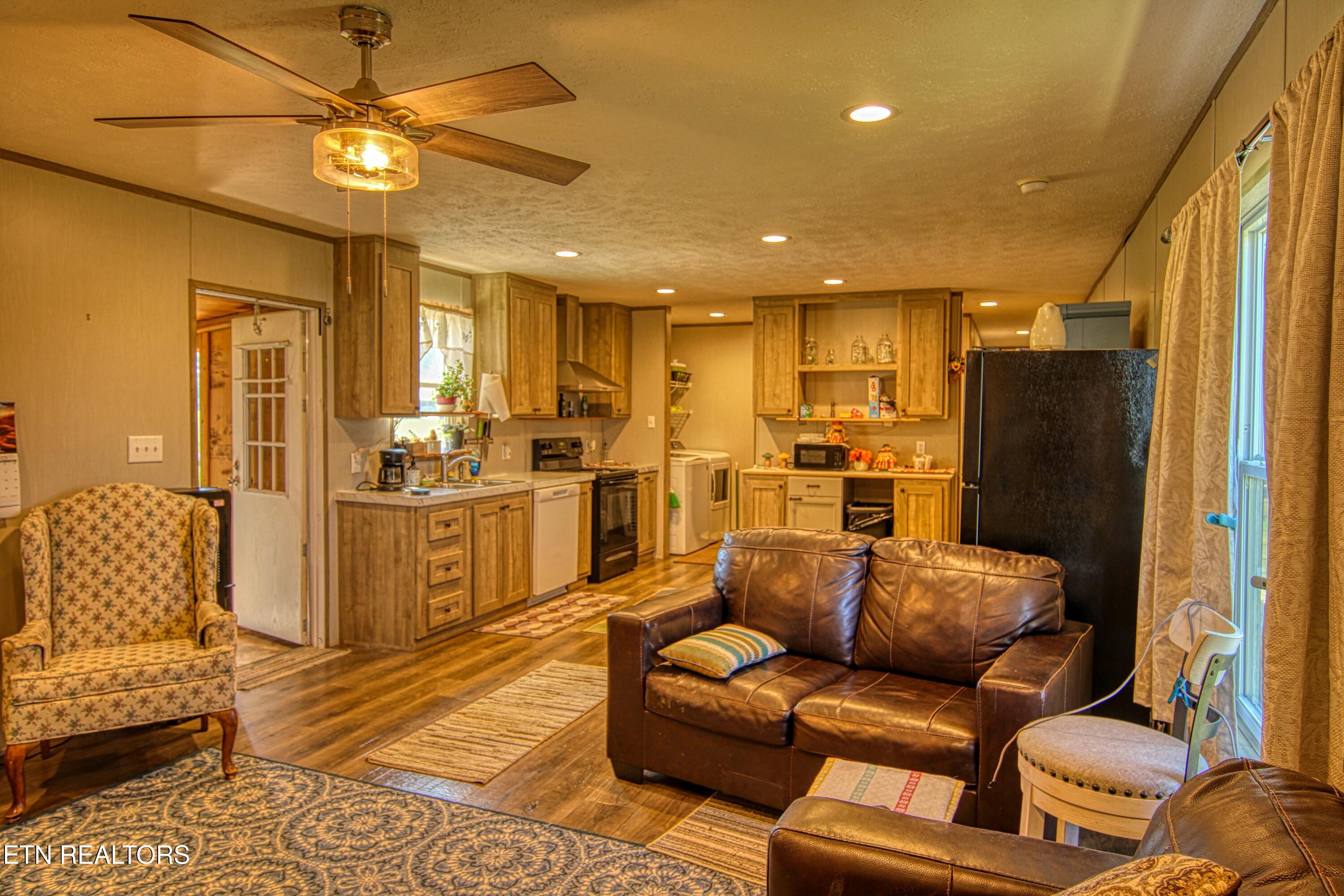 831 Fritzsche Lp Jamestown TN 38556