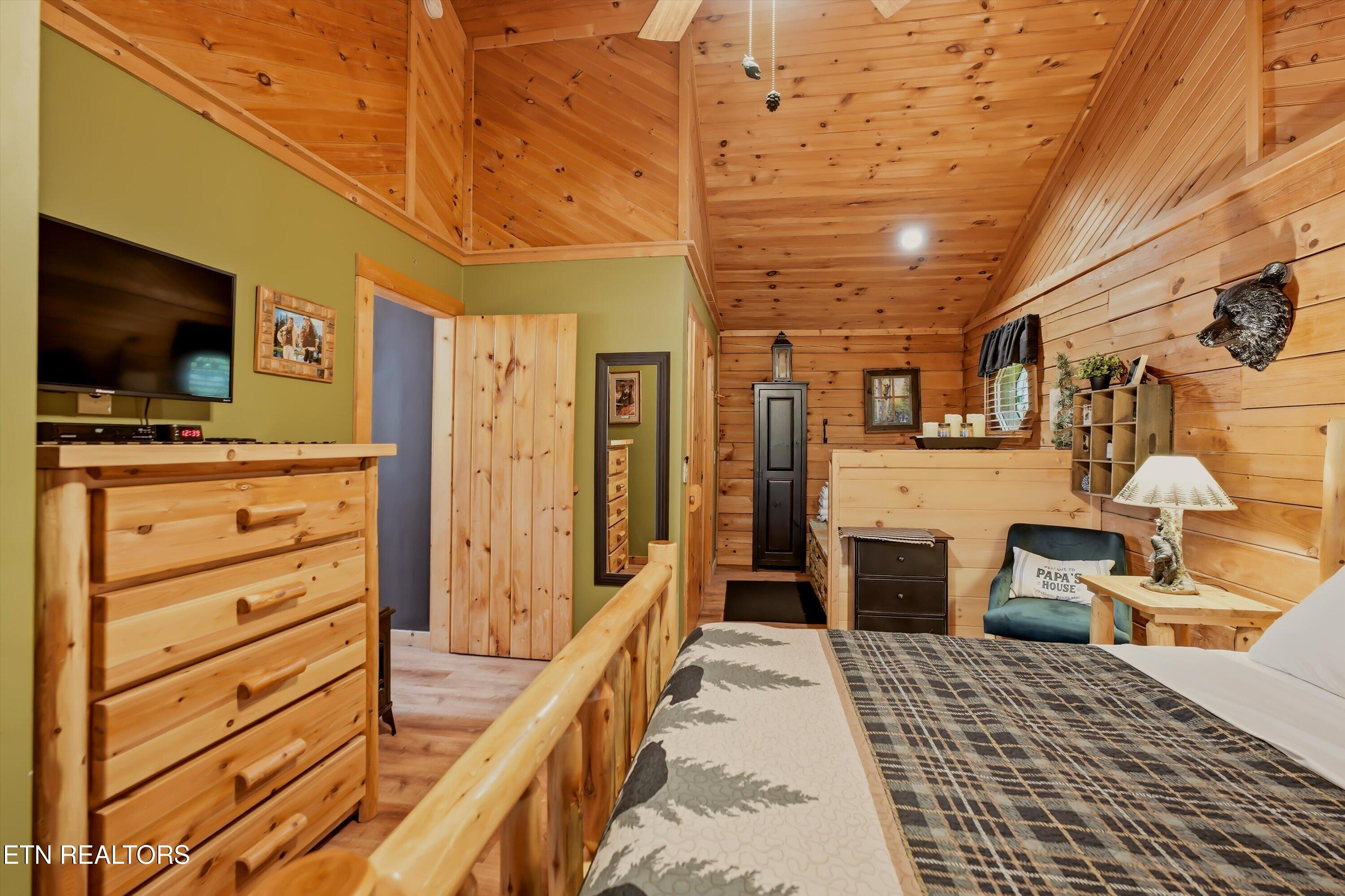 919 Deer Run Way Sevierville TN 37862