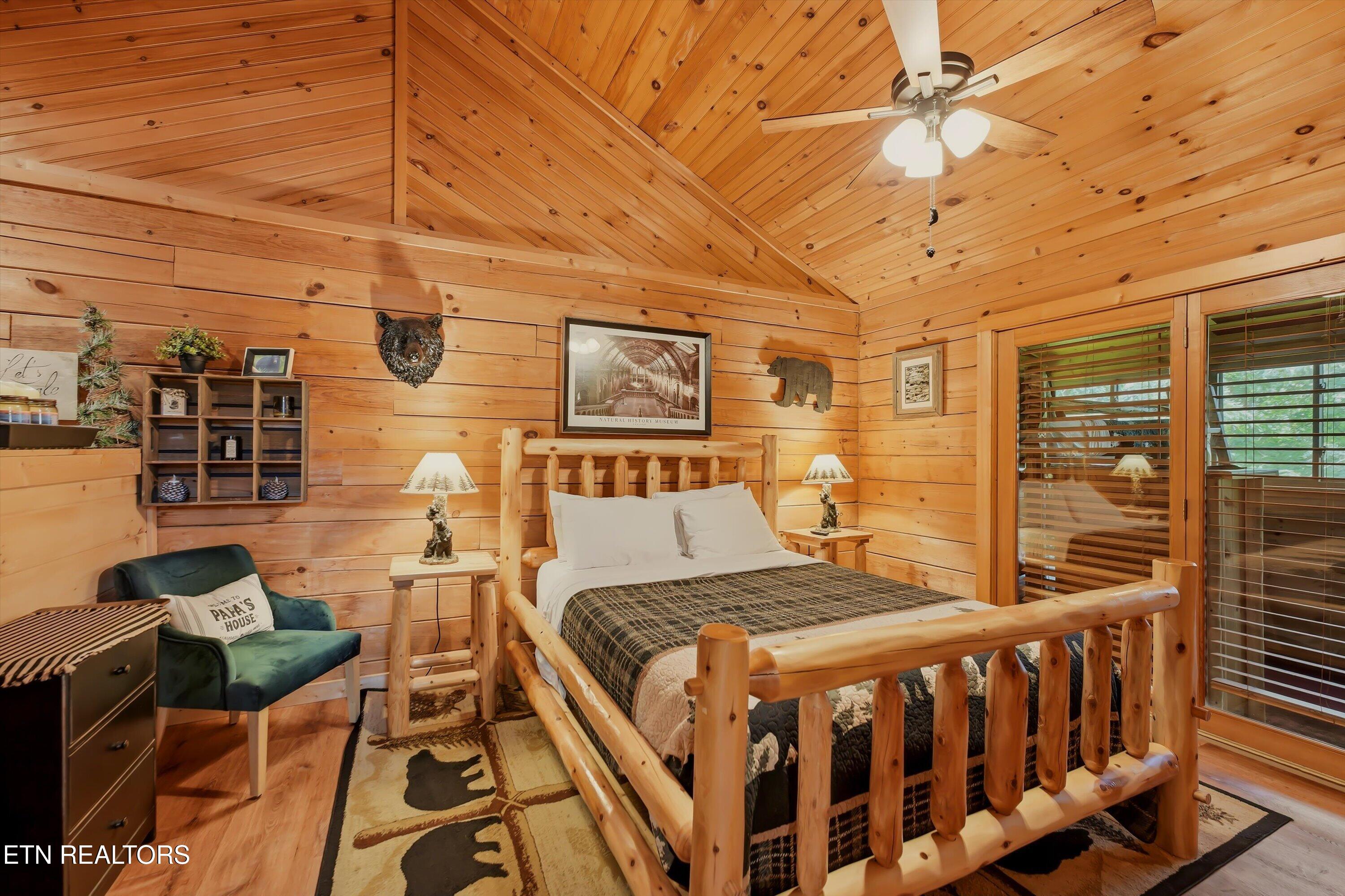 919 Deer Run Way Sevierville TN 37862