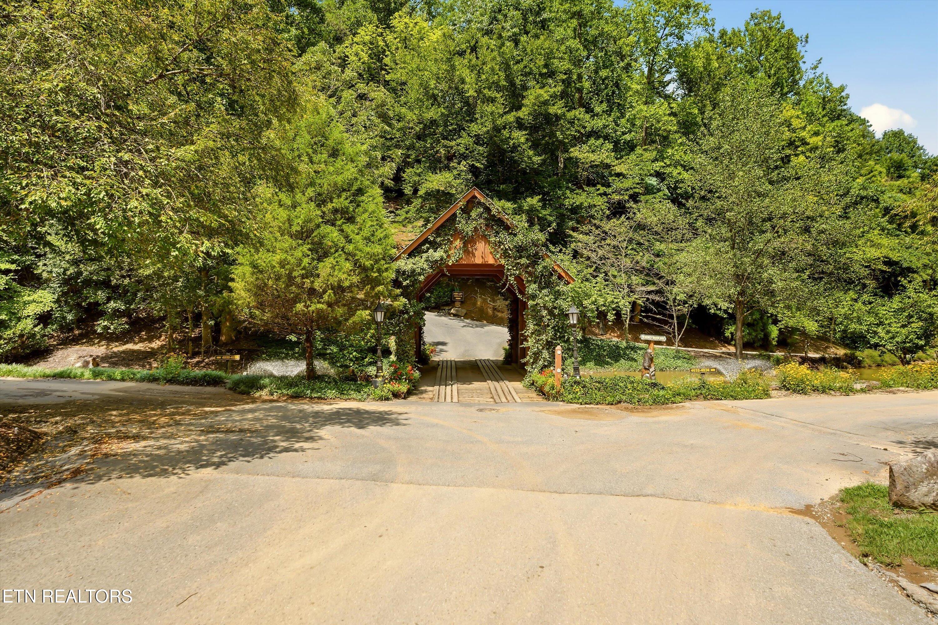 919 Deer Run Way Sevierville TN 37862