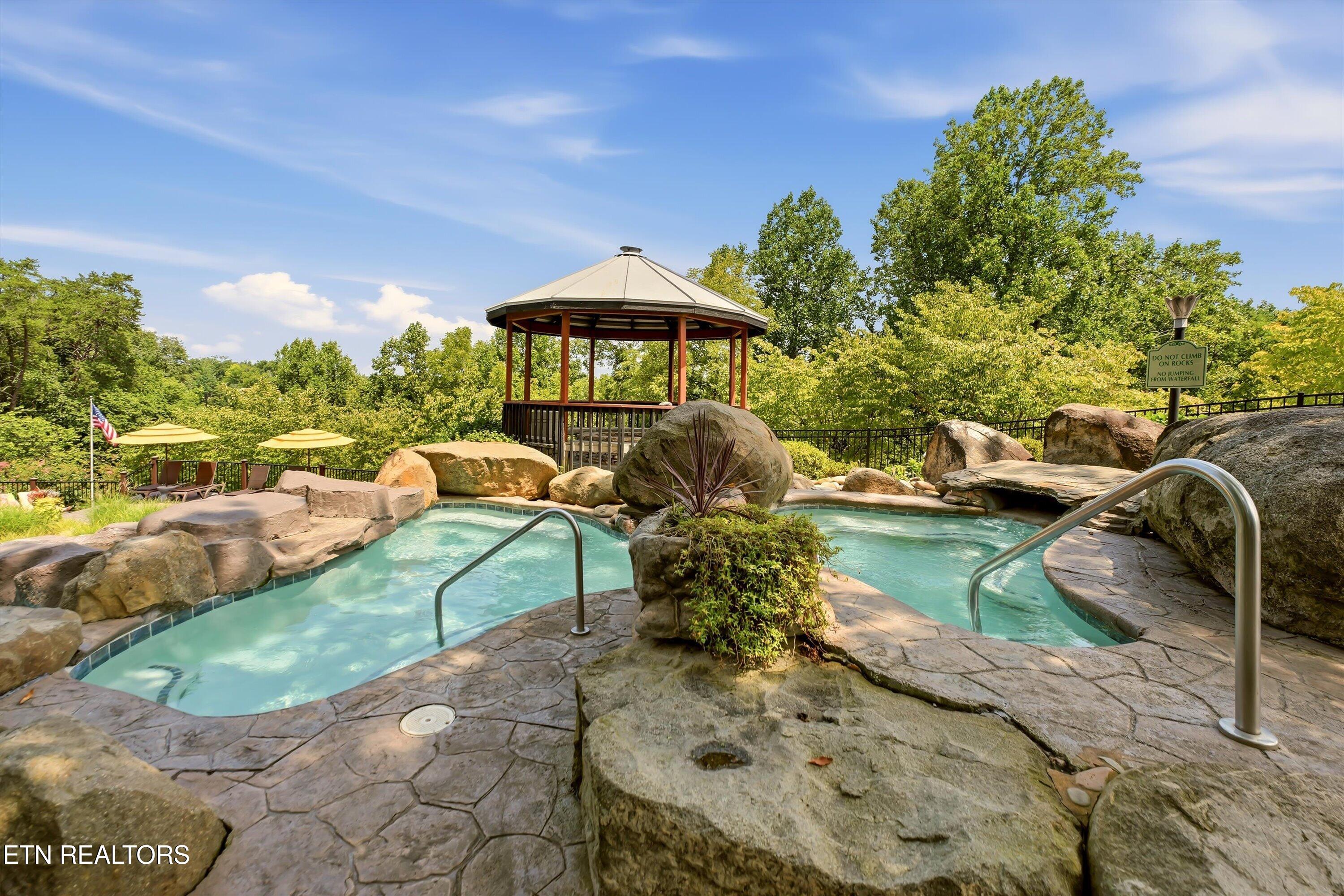 919 Deer Run Way Sevierville TN 37862