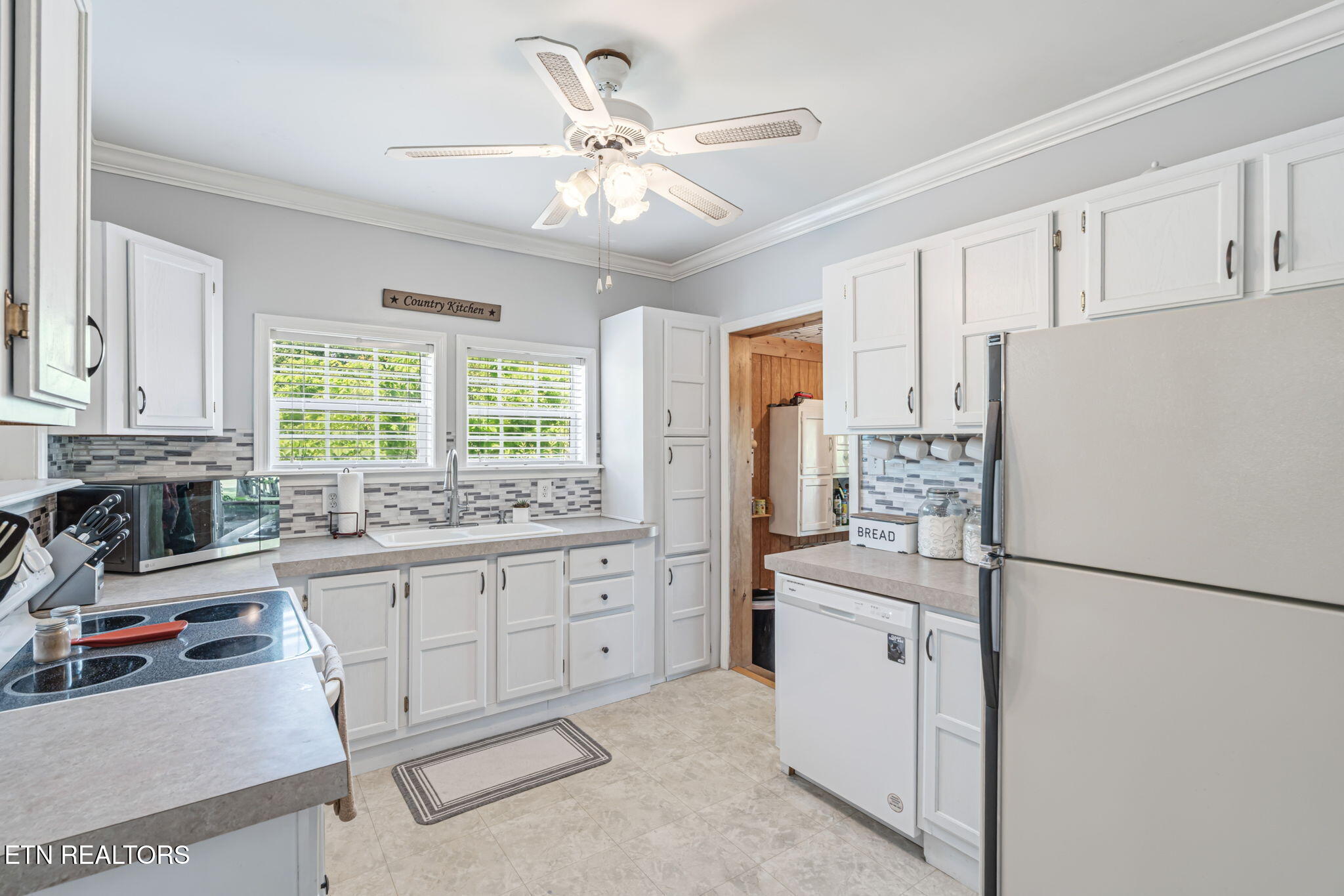 7801 Karnes Drive Corryton TN 37721