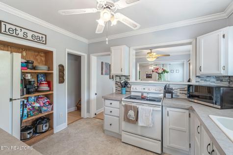 7801 Karnes Drive Corryton TN 37721
