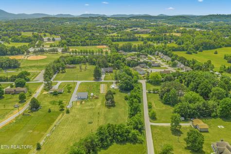 7801 Karnes Drive Corryton TN 37721