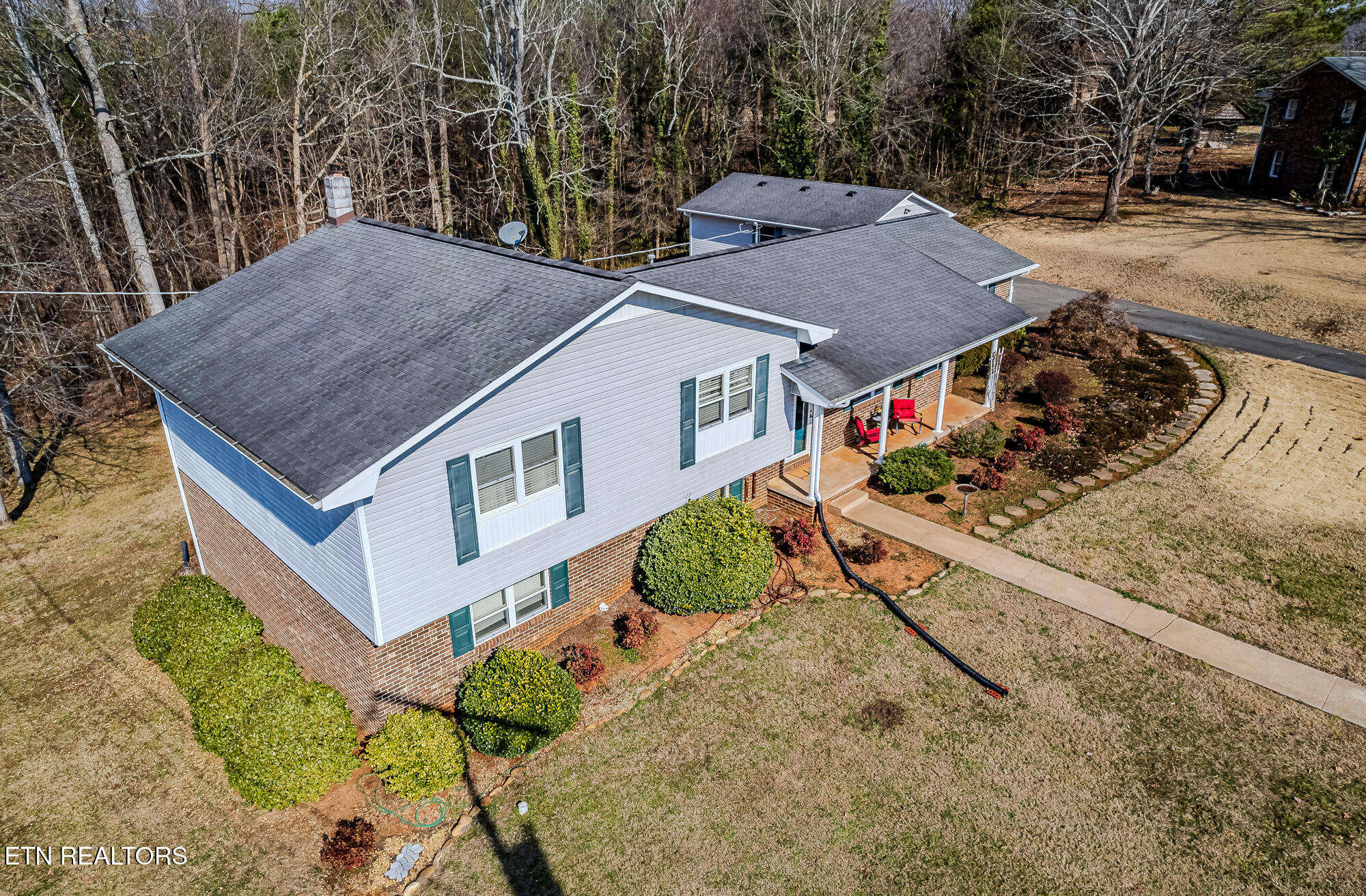 1107 Brentwood Drive Etowah TN 37331