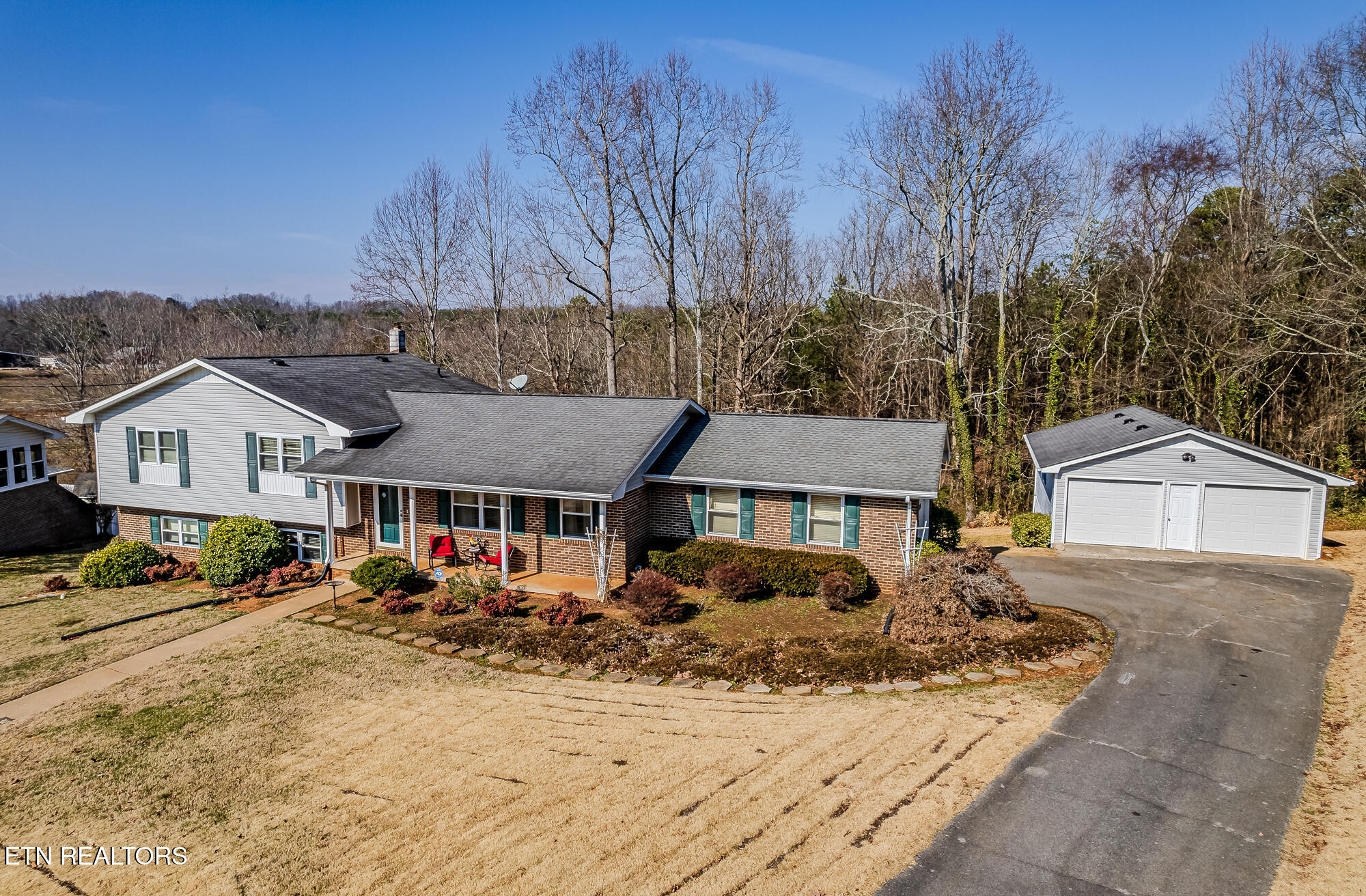 1107 Brentwood Drive Etowah TN 37331