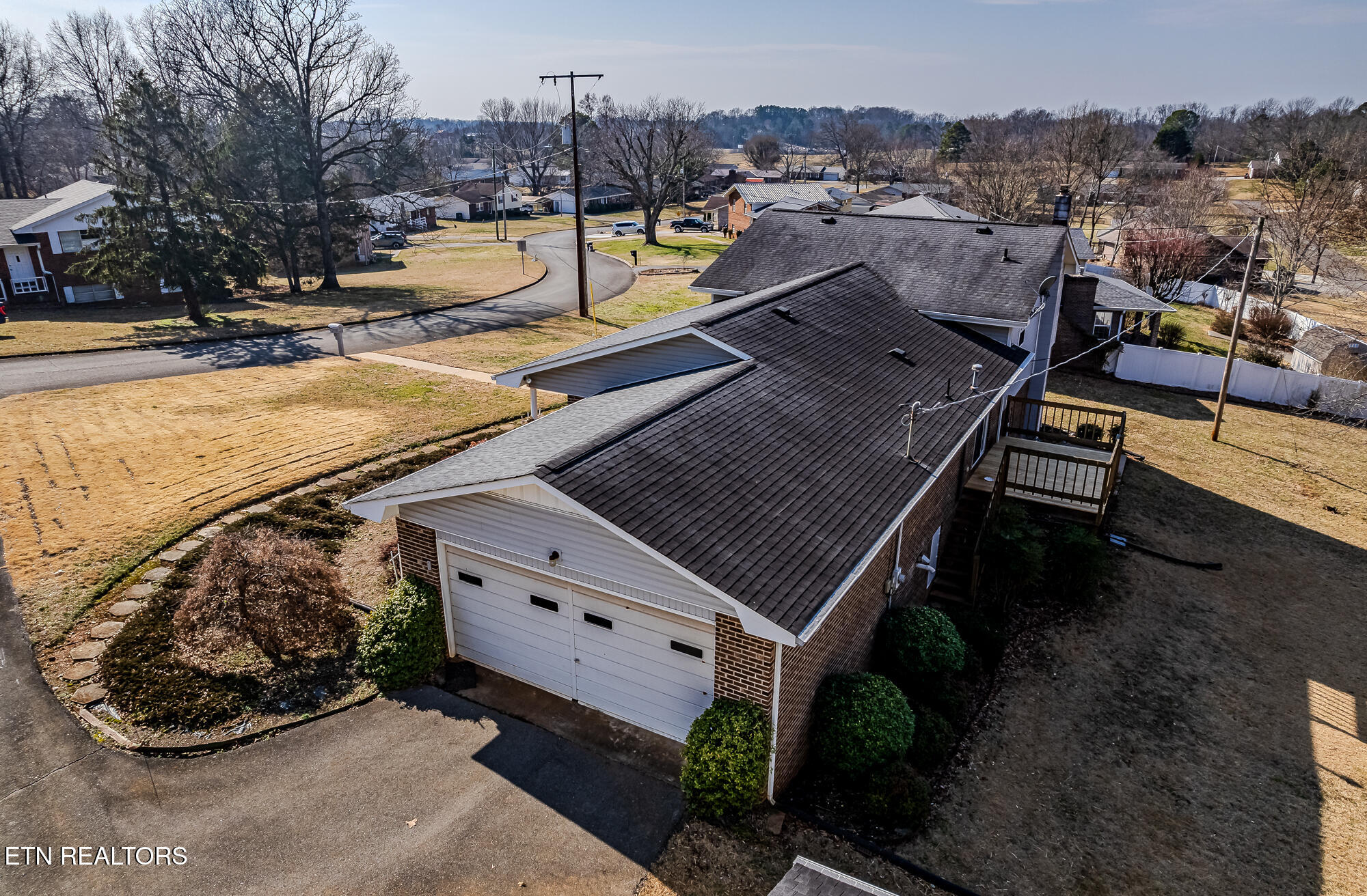 1107 Brentwood Drive Etowah TN 37331