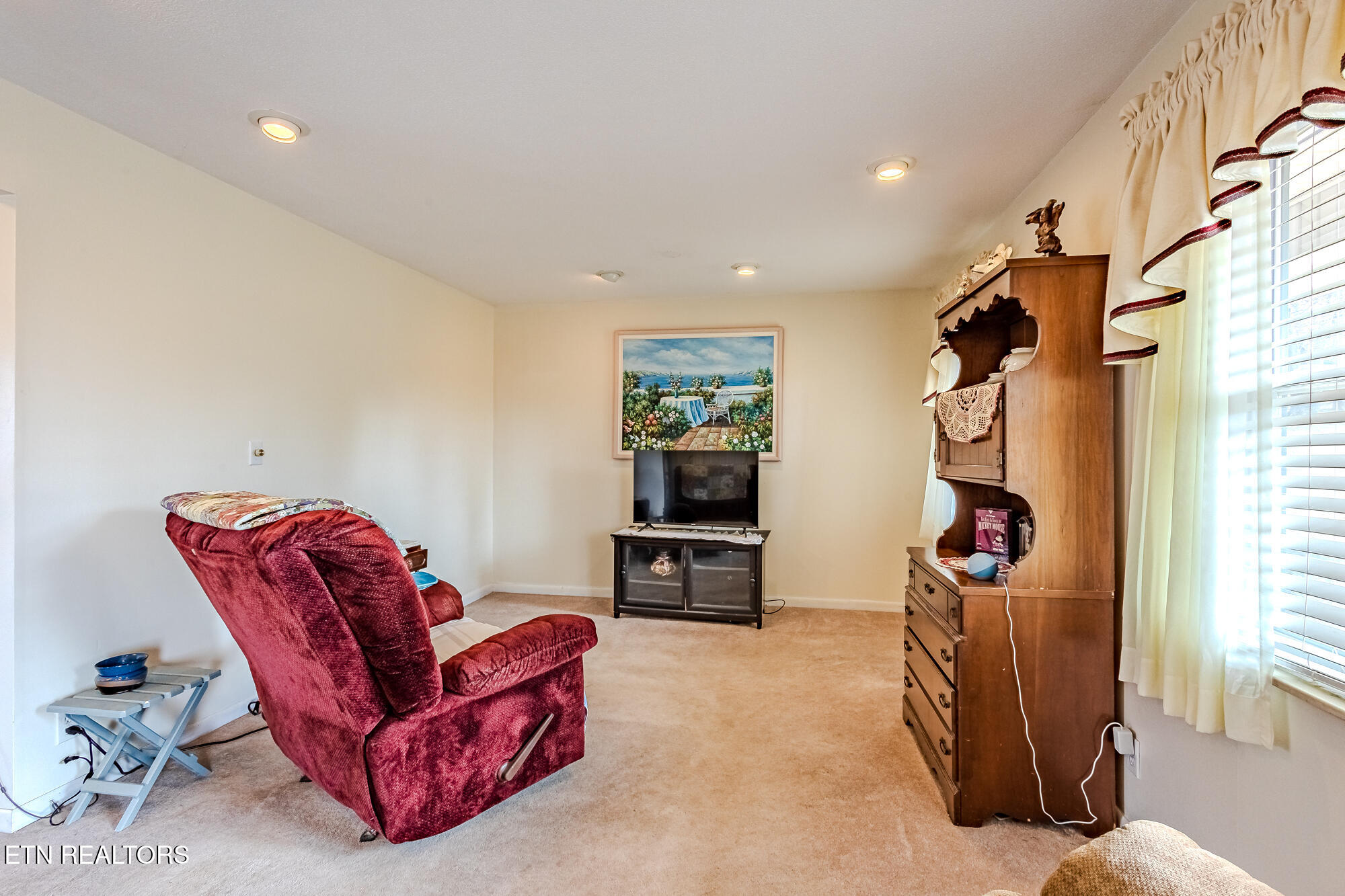 1107 Brentwood Drive Etowah TN 37331