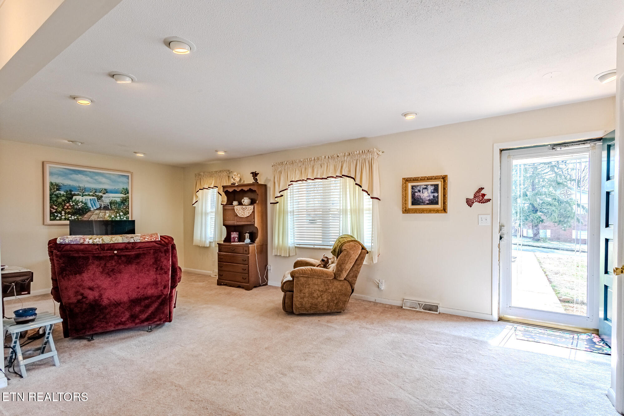 1107 Brentwood Drive Etowah TN 37331