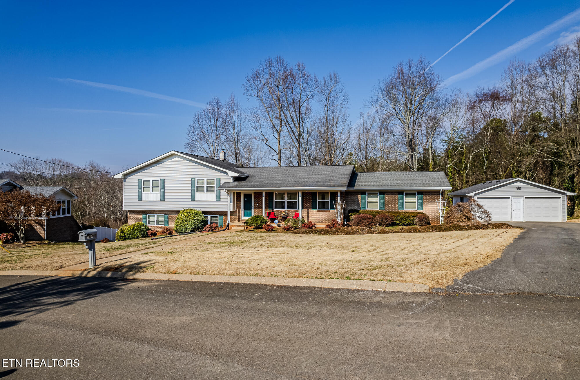 1107 Brentwood Drive Etowah TN 37331