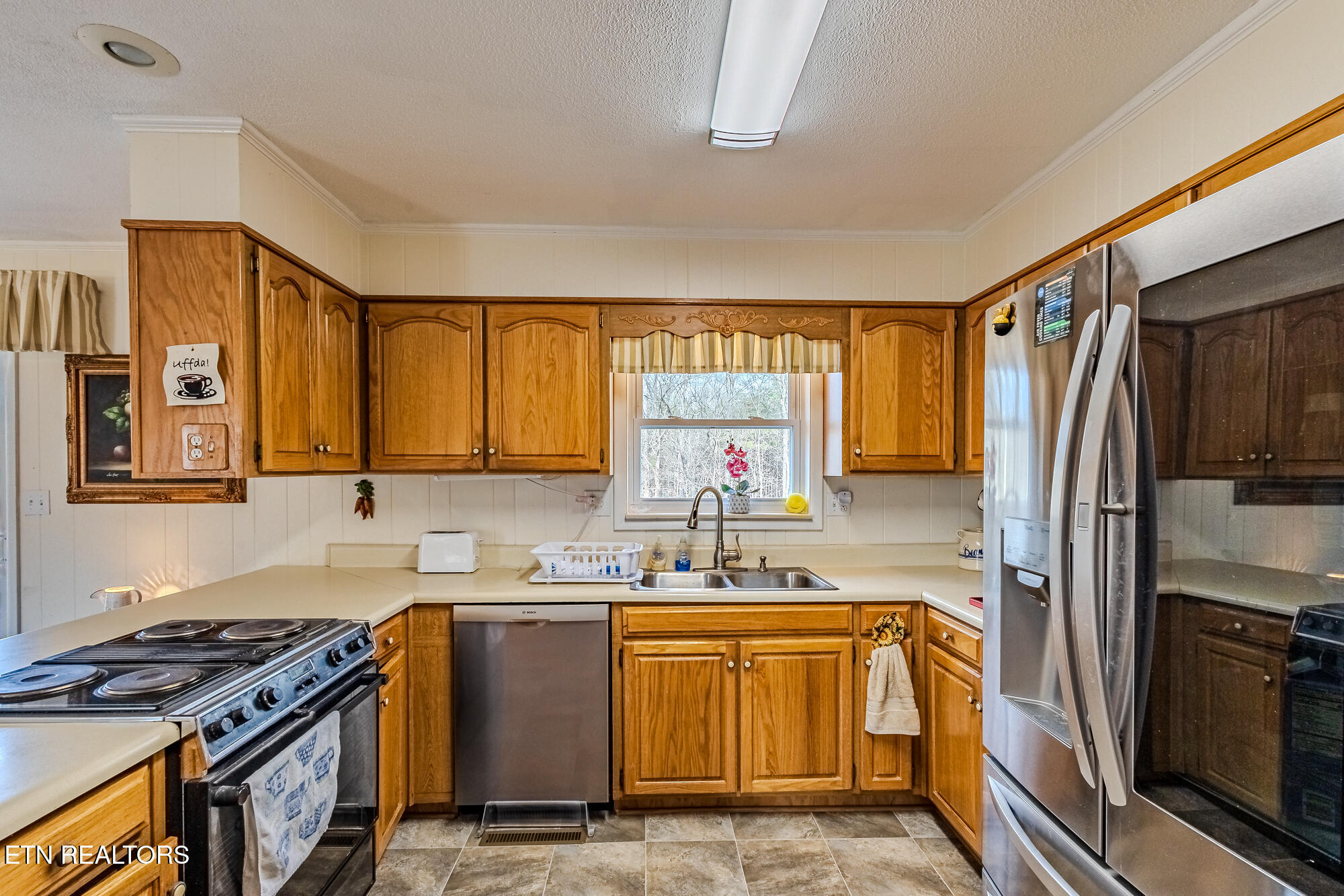 1107 Brentwood Drive Etowah TN 37331