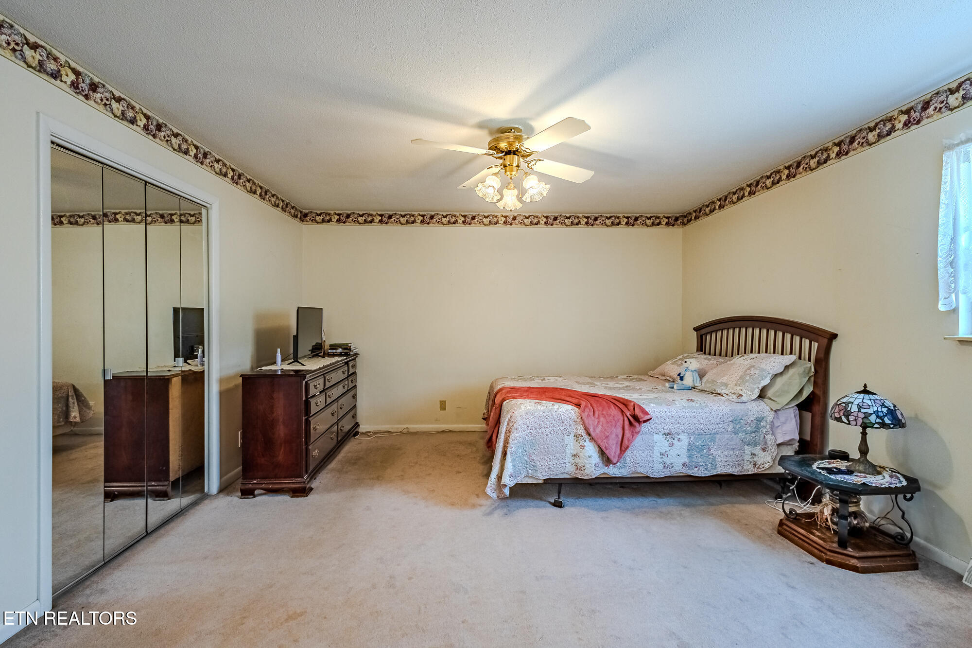 1107 Brentwood Drive Etowah TN 37331