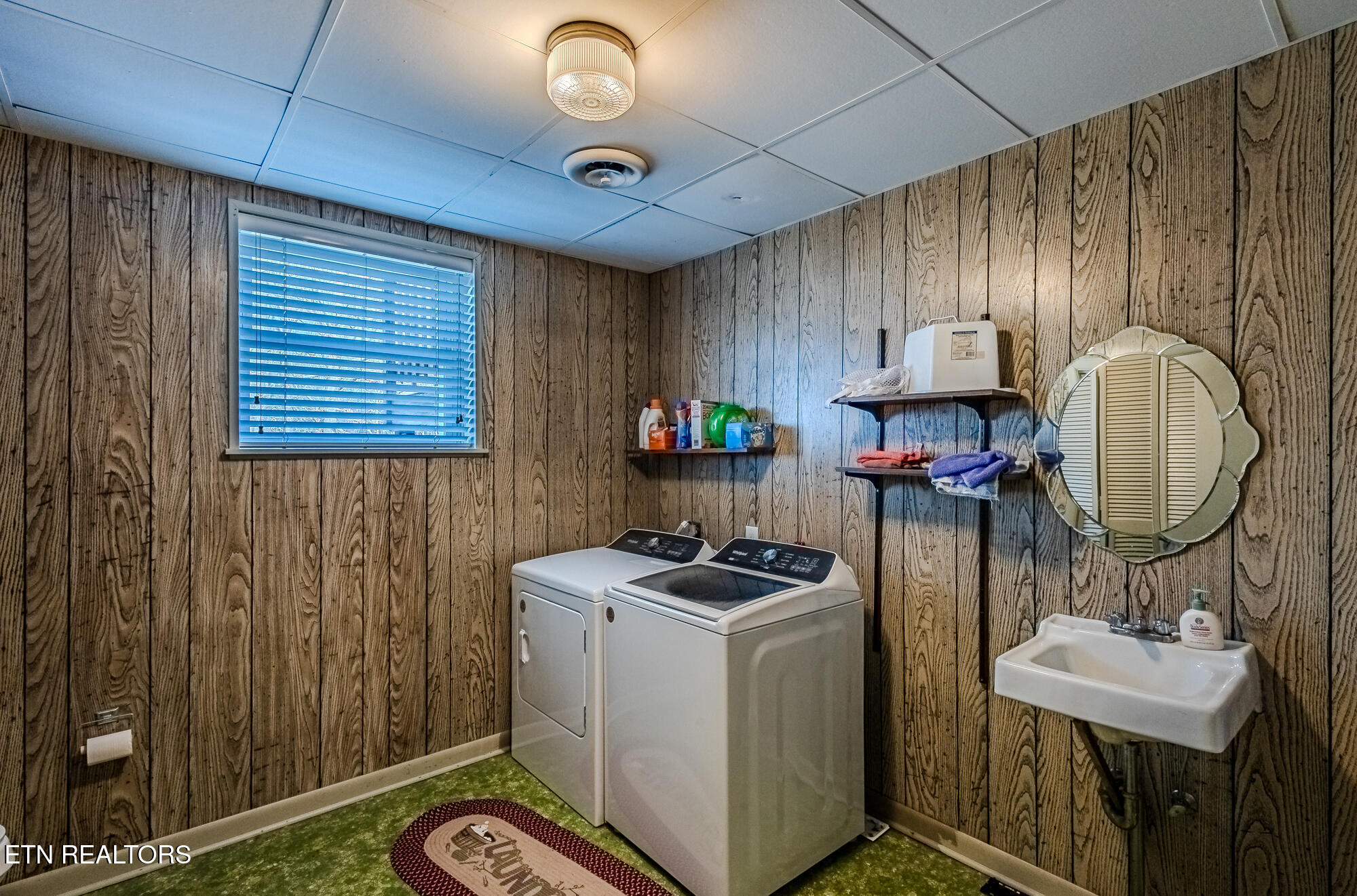1107 Brentwood Drive Etowah TN 37331