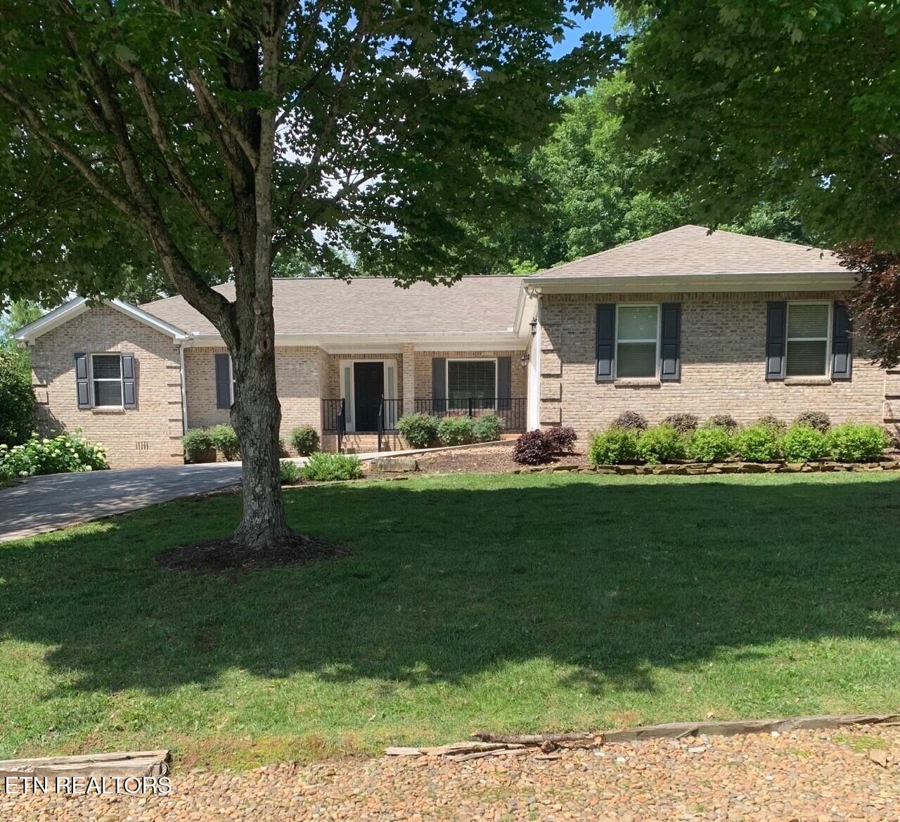 304 Uhdali Place Loudon TN 37774