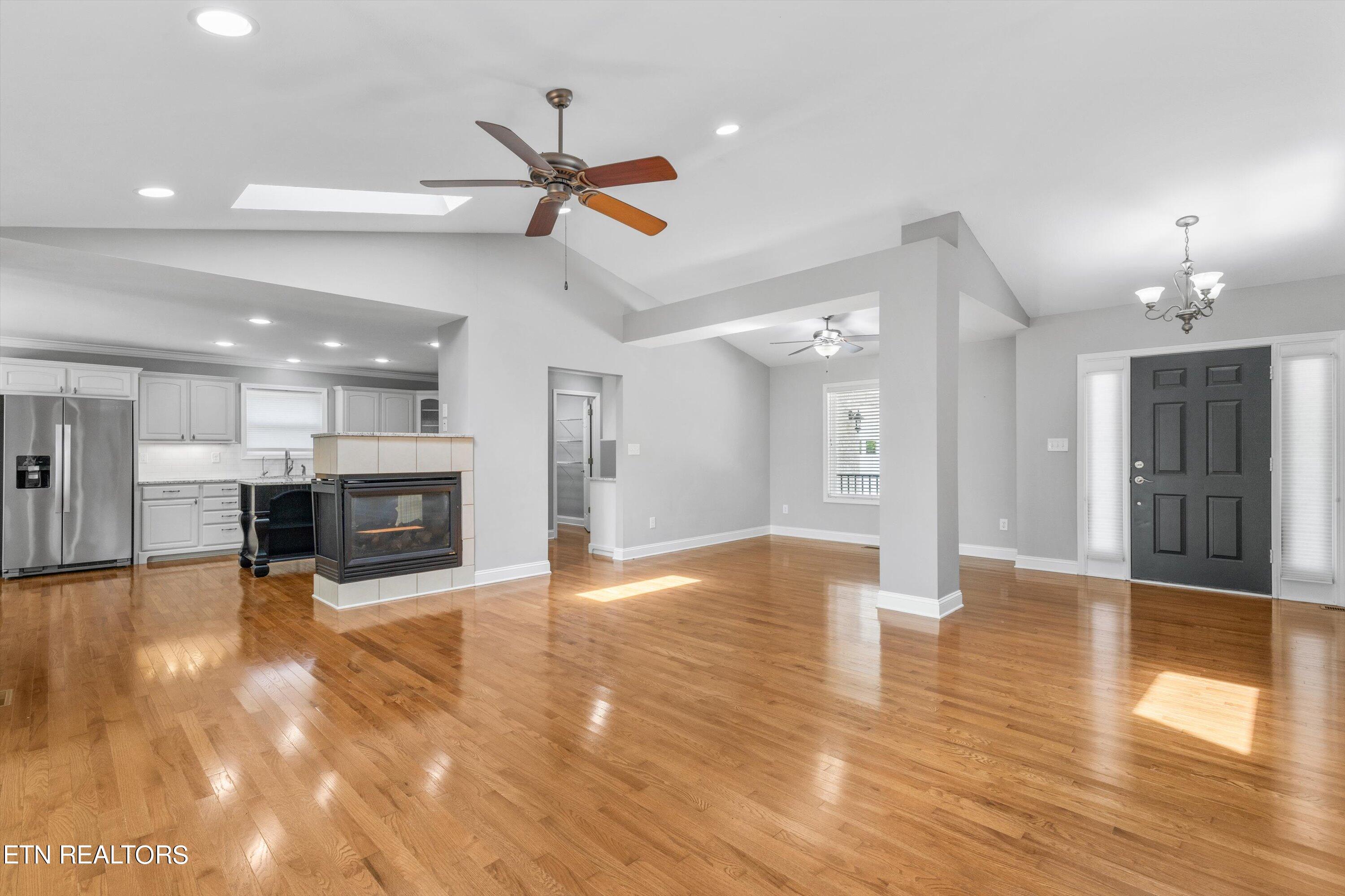 304 Uhdali Place Loudon TN 37774