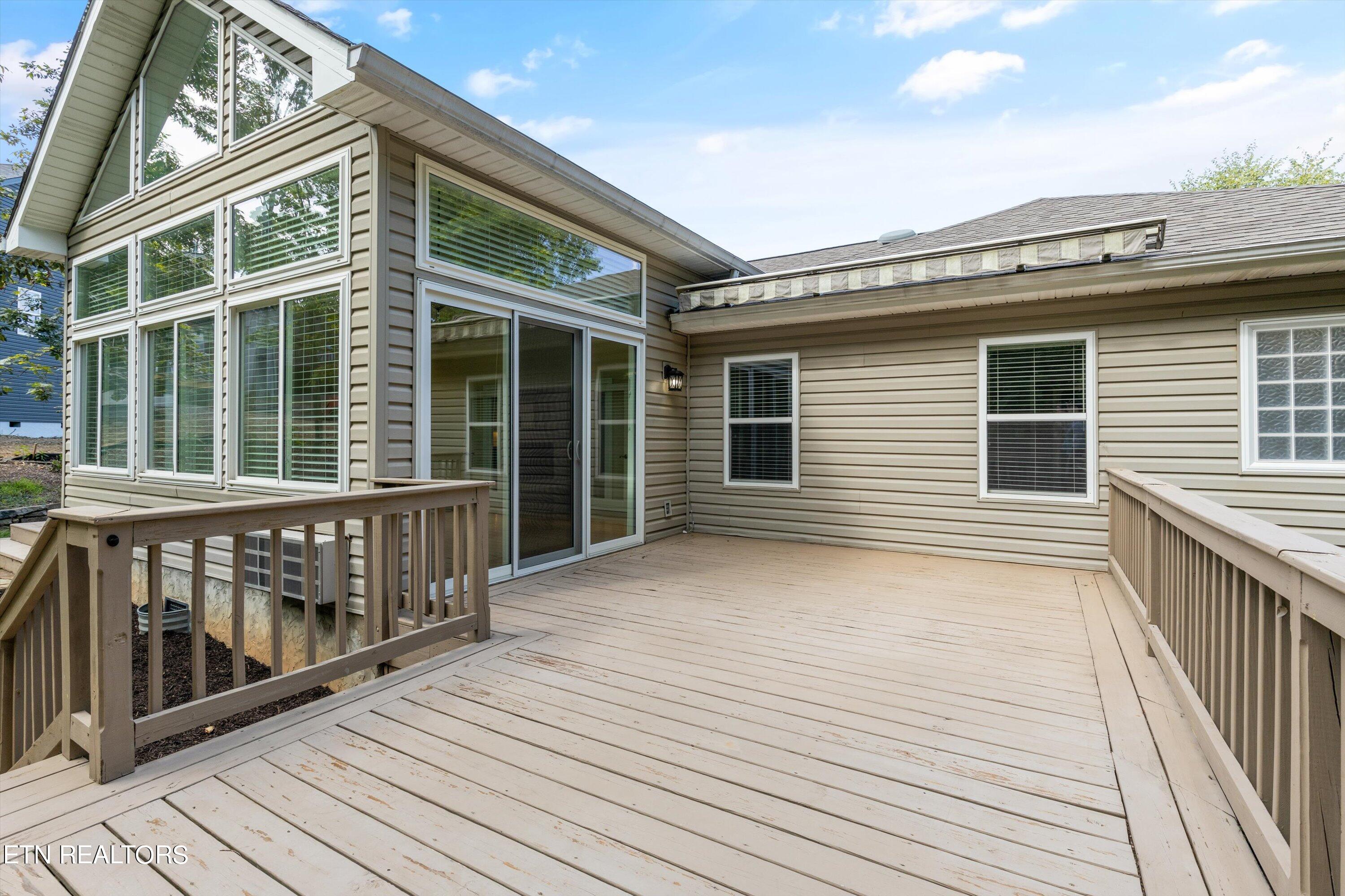 304 Uhdali Place Loudon TN 37774