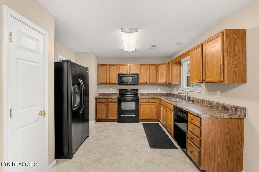 1035 Willow Creek Circle Maryville TN 37804