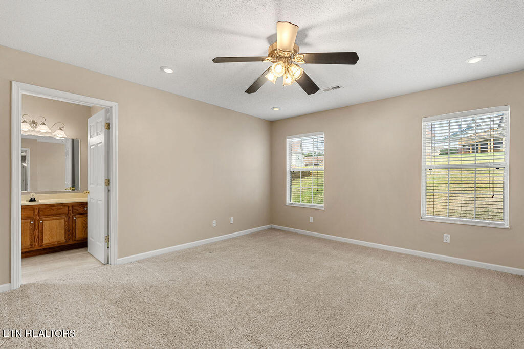 1035 Willow Creek Circle Maryville TN 37804