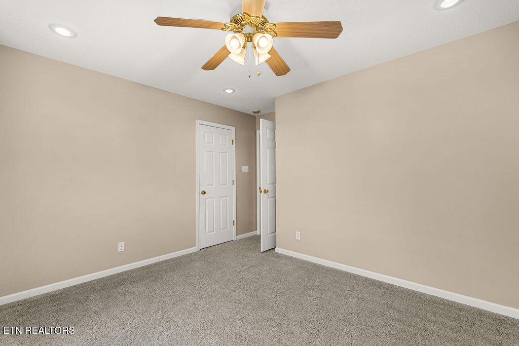 1035 Willow Creek Circle Maryville TN 37804