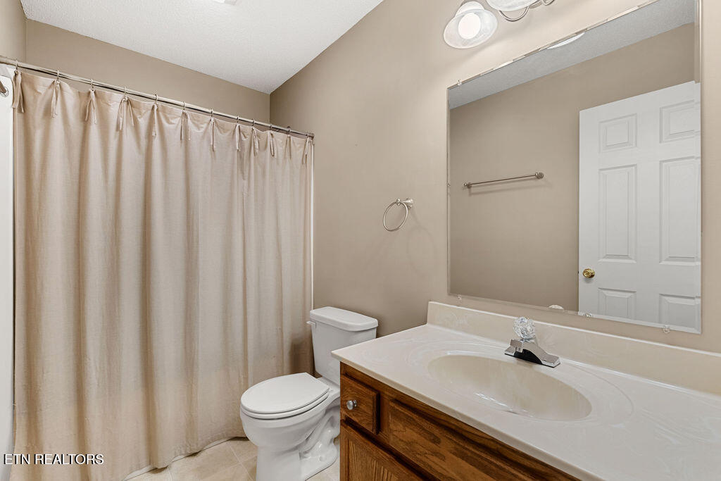 1035 Willow Creek Circle Maryville TN 37804